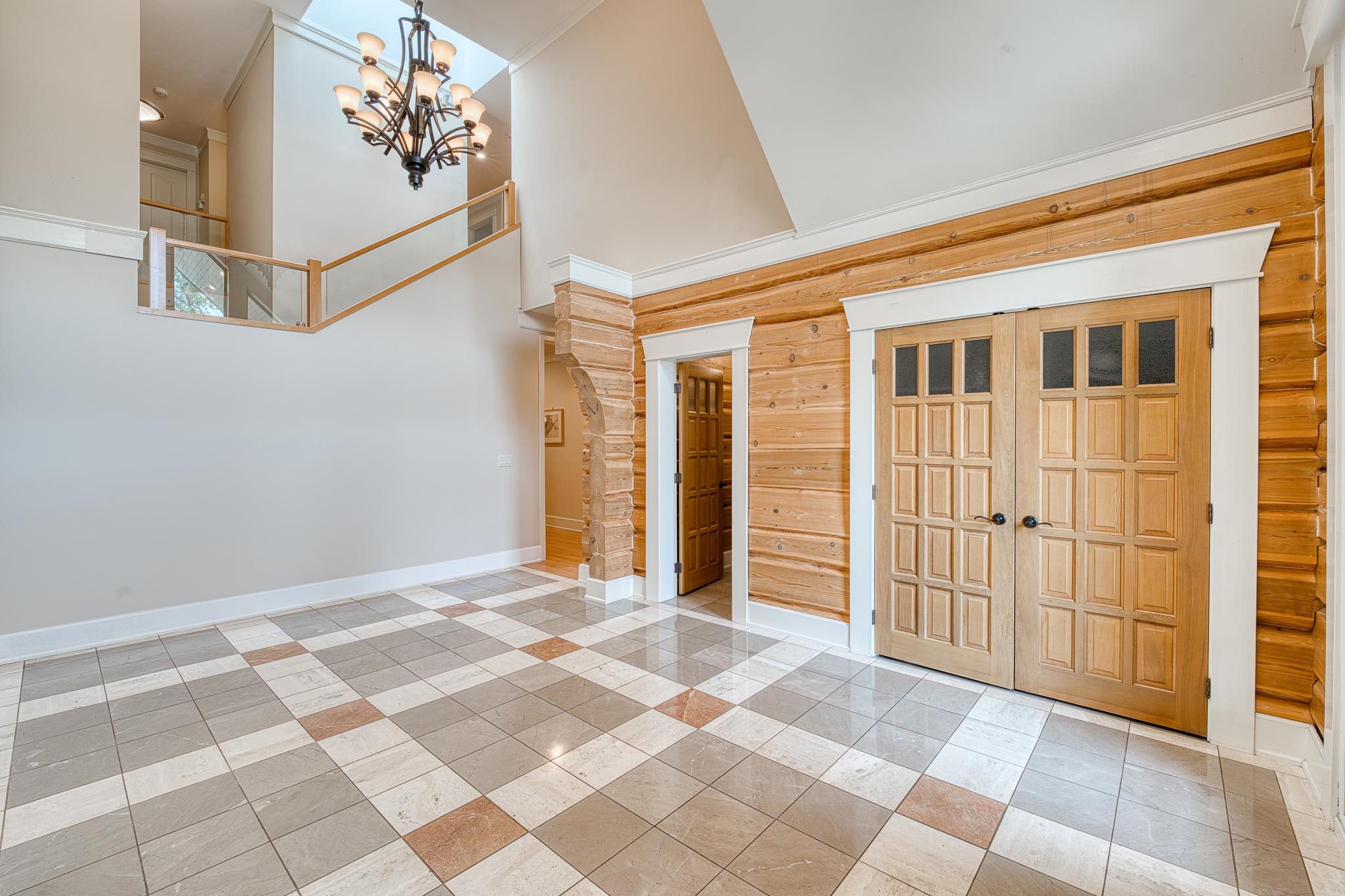  16354 30b Avenue - MLS&reg; # R3039330