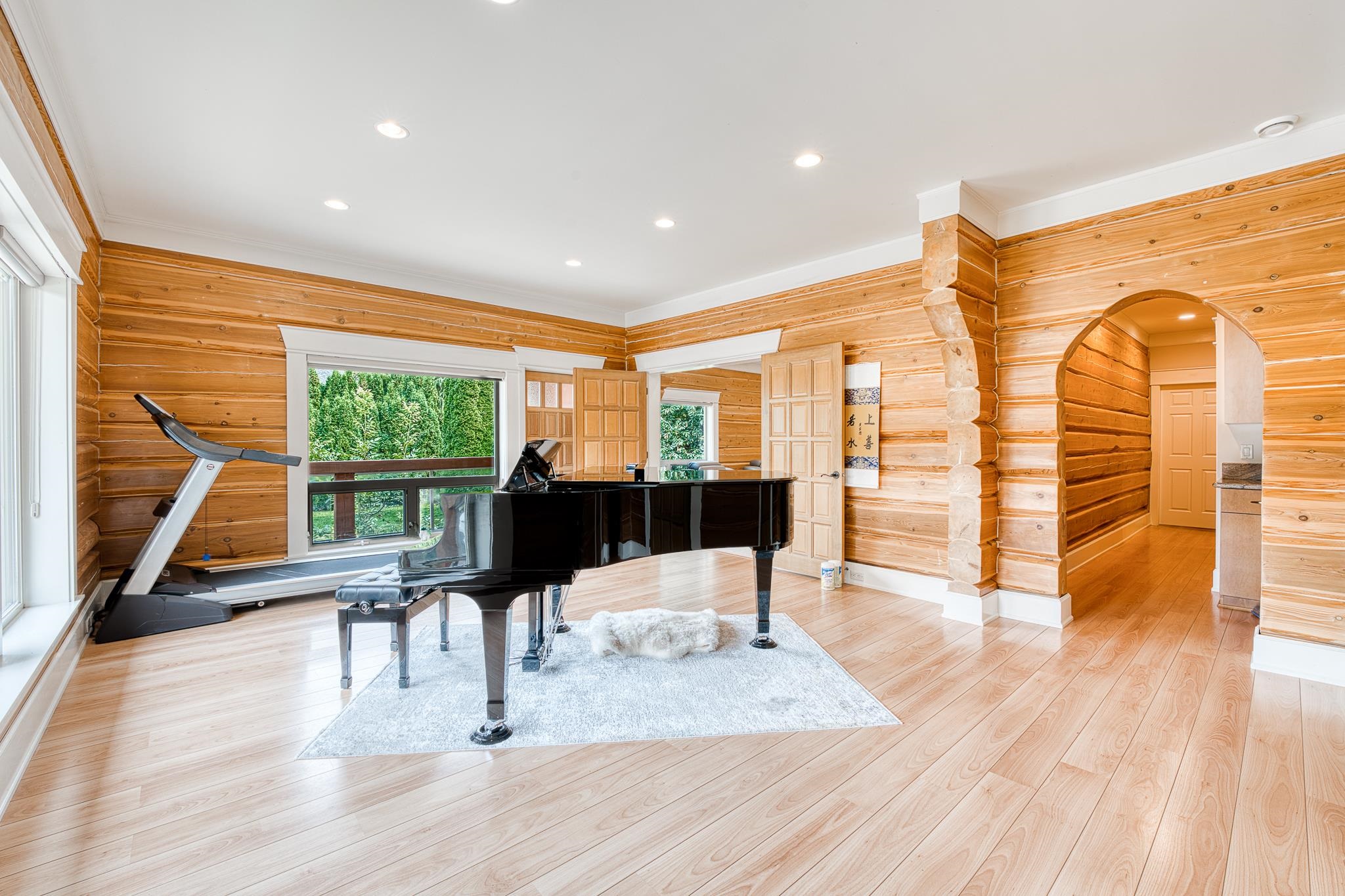  16354 30b Avenue - MLS&reg; # R3039330