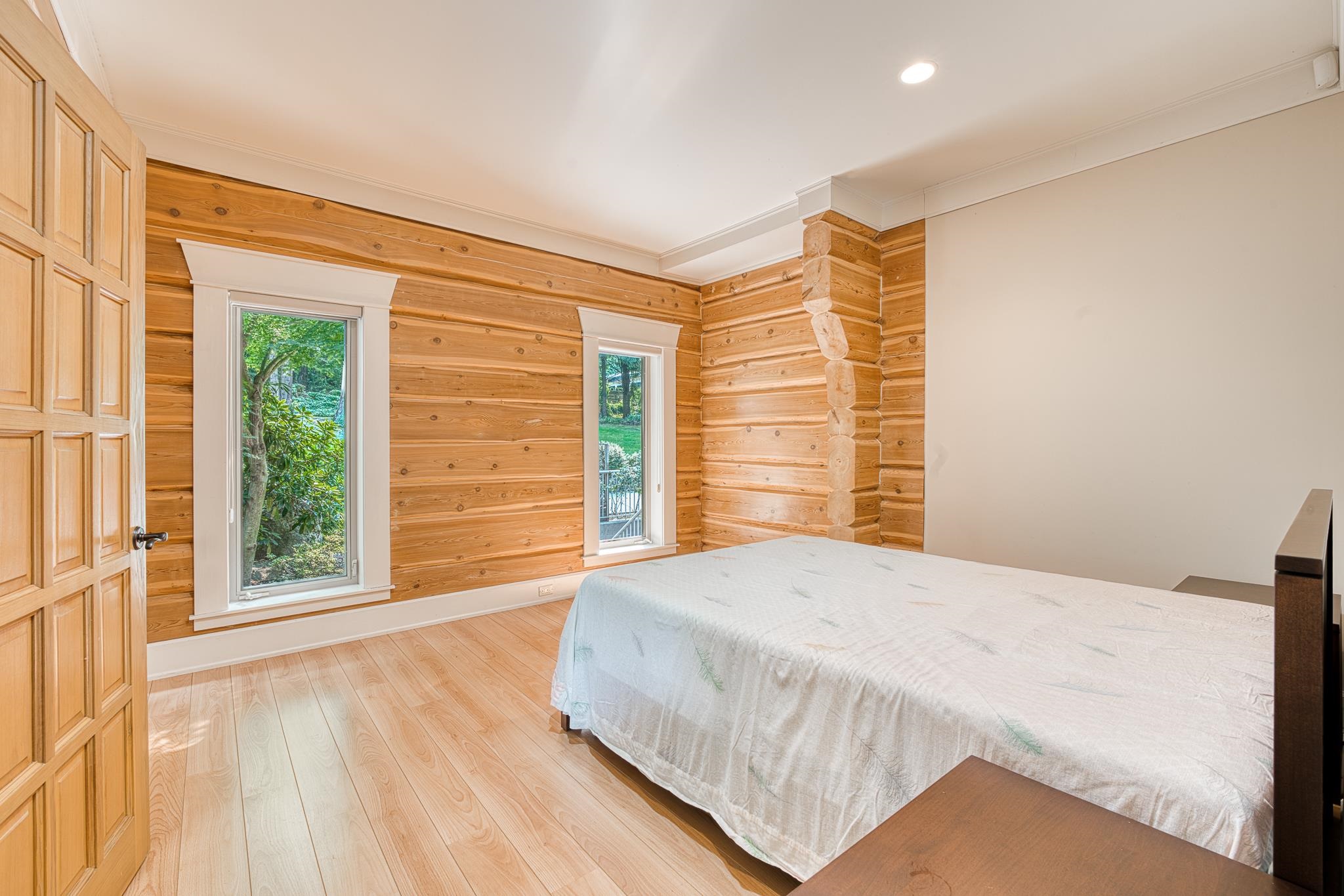  16354 30b Avenue - MLS&reg; # R3039330