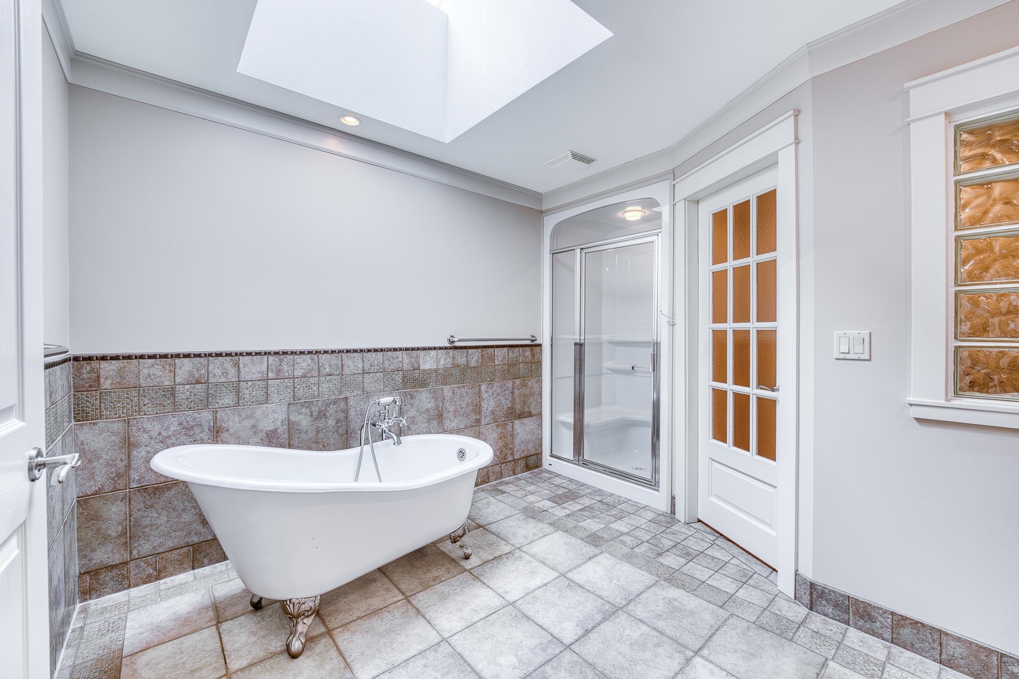  16354 30b Avenue - MLS&reg; # R3039330