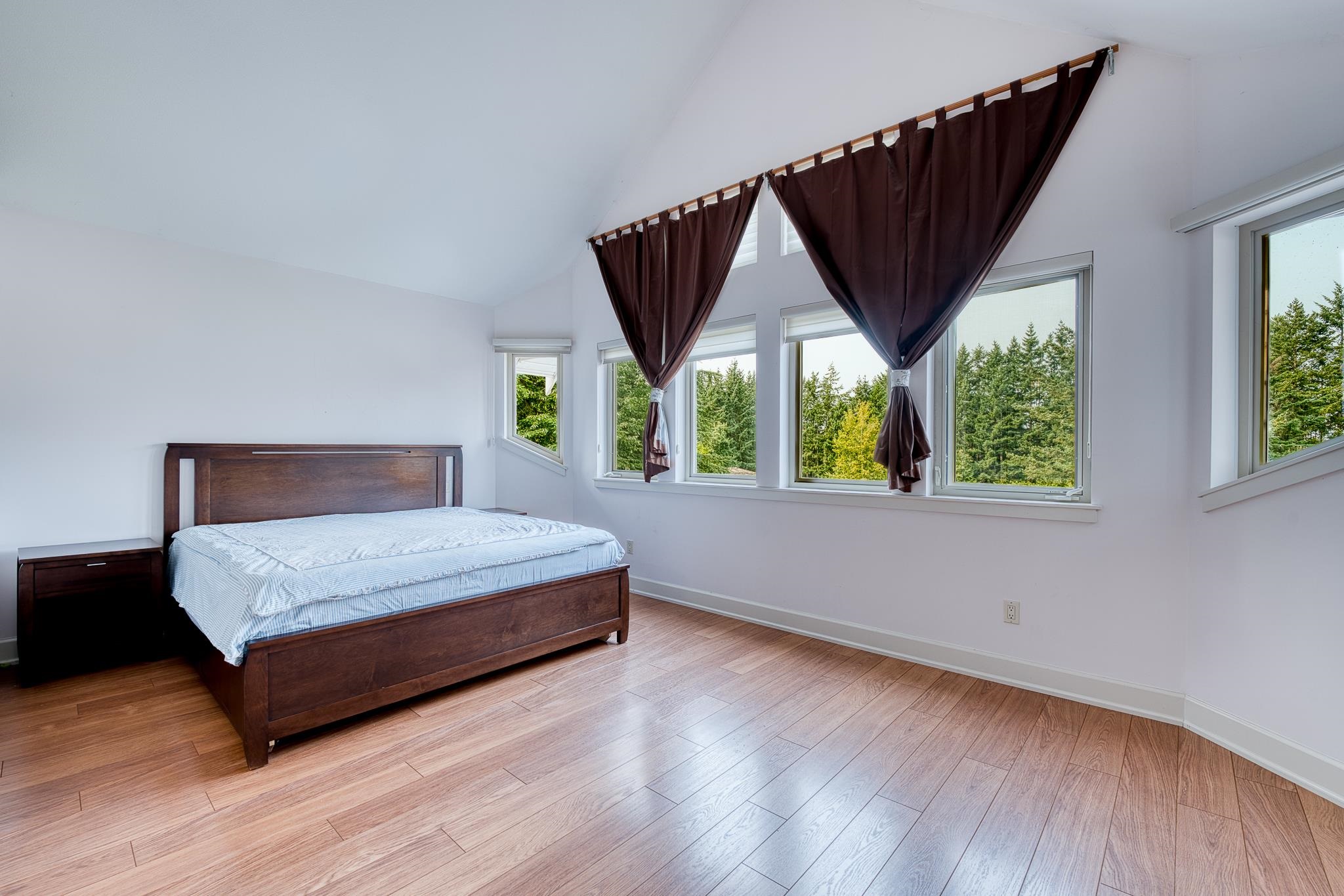  16354 30b Avenue - MLS&reg; # R3039330