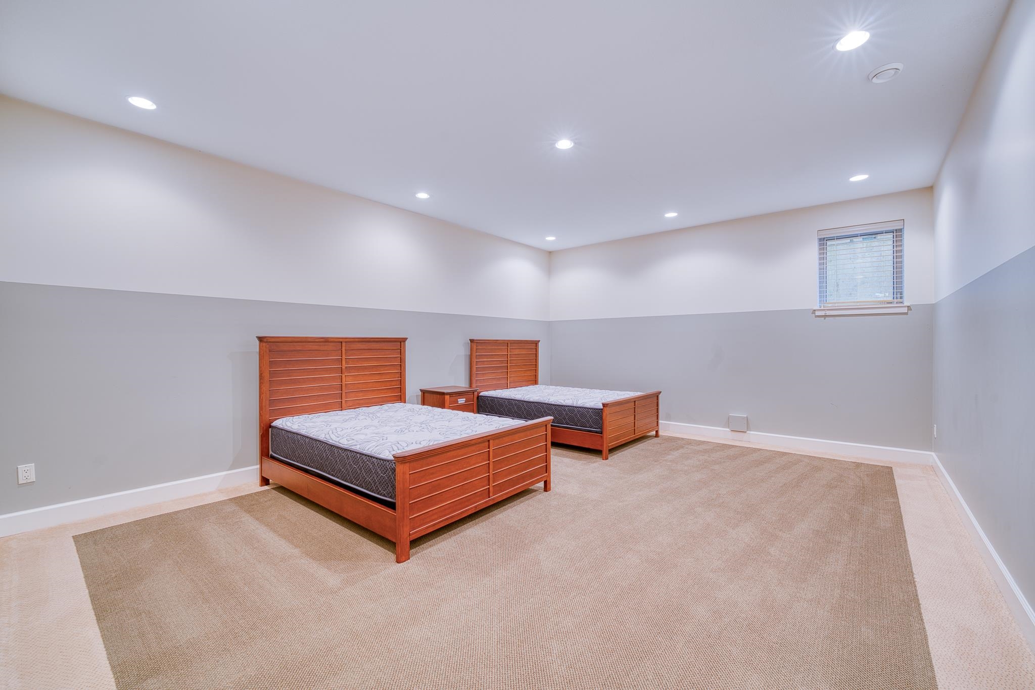  16354 30b Avenue - MLS&reg; # R3039330