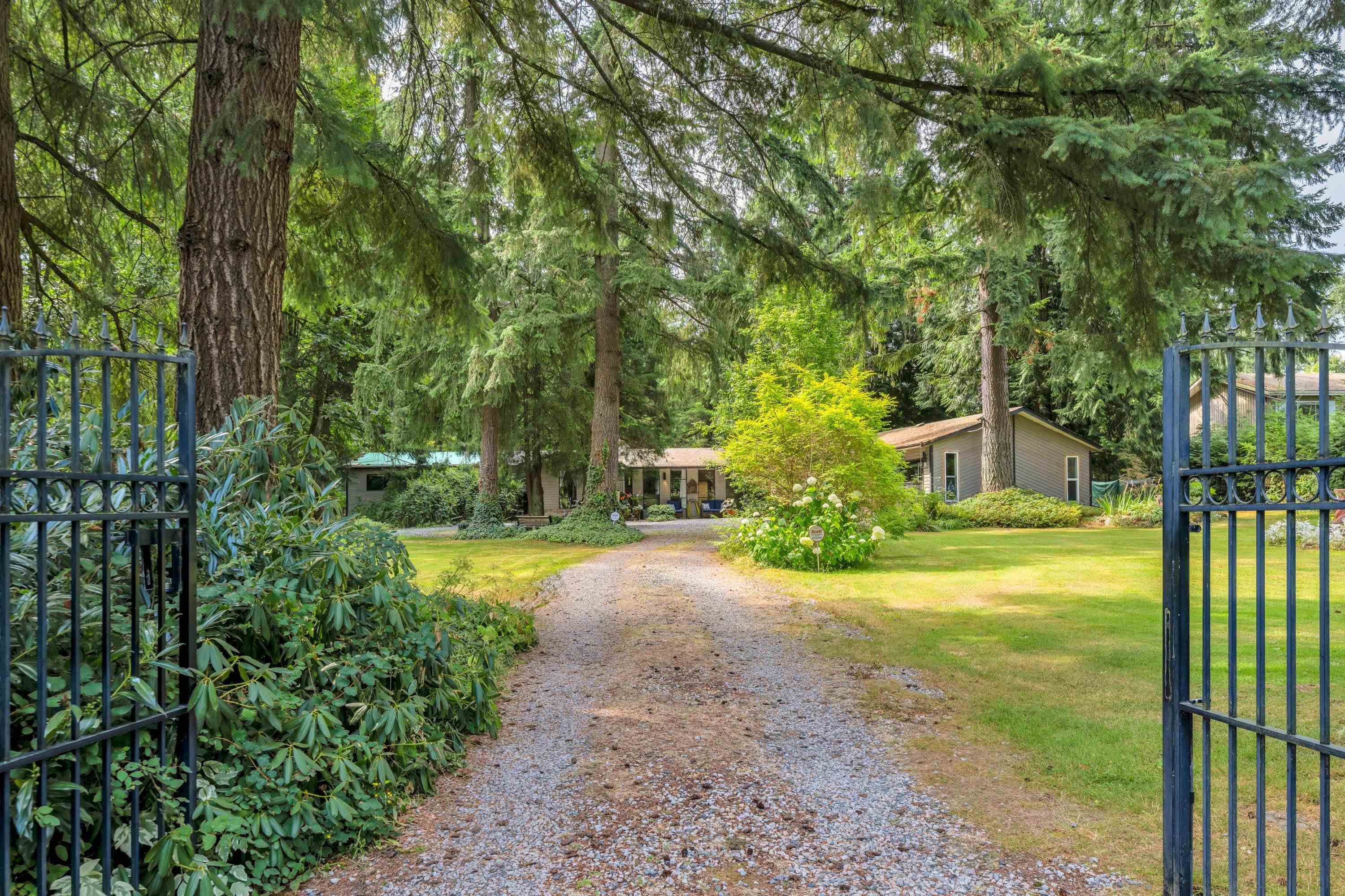  17300 26 Avenue - MLS&reg; # R3102500
