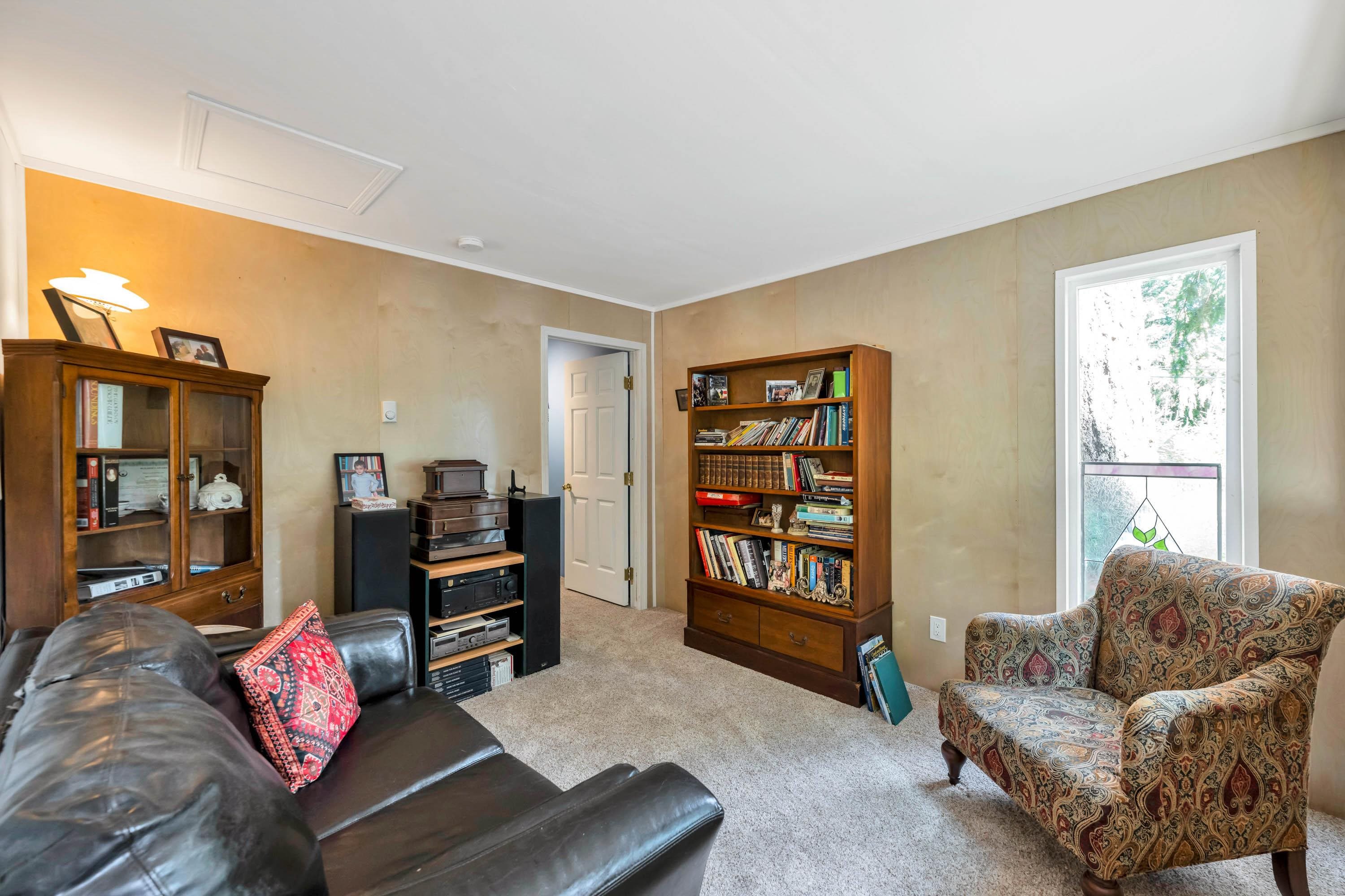  17300 26 Avenue - MLS&reg; # R3102500