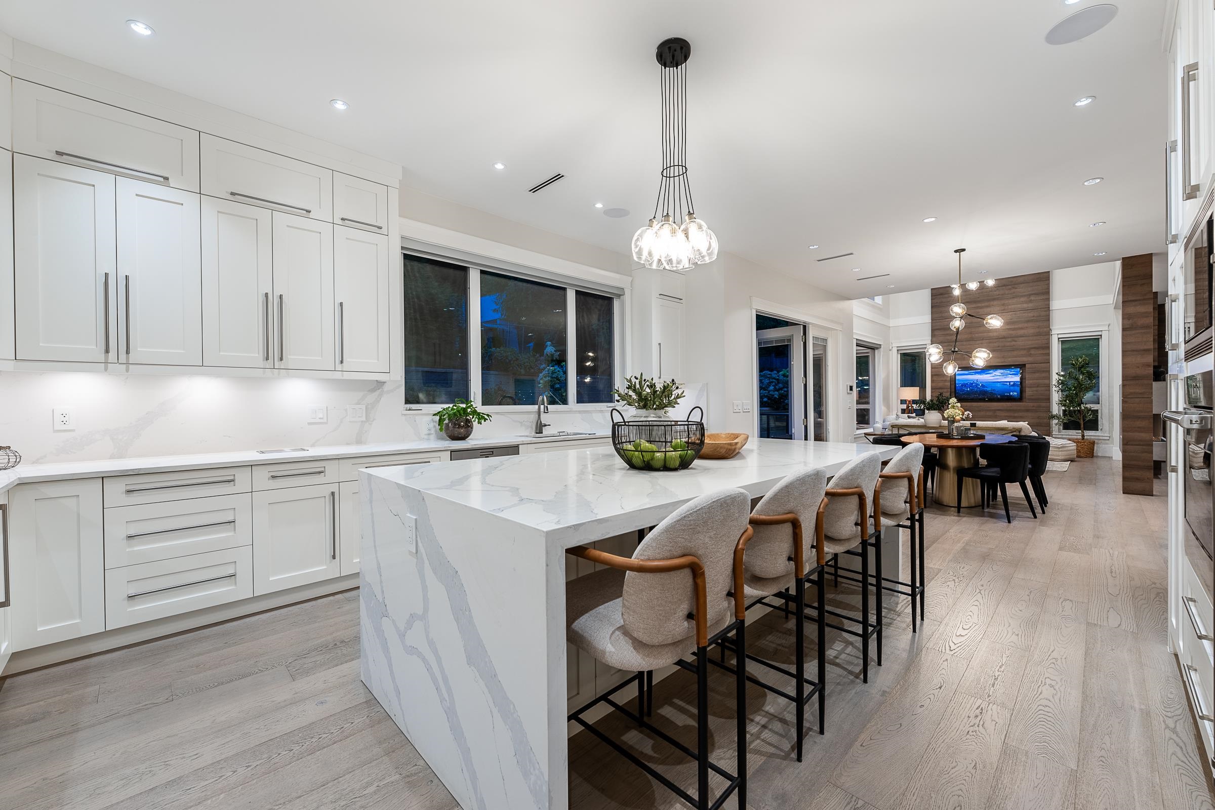  16722 Mcnair Drive - MLS&reg; # R3126809
