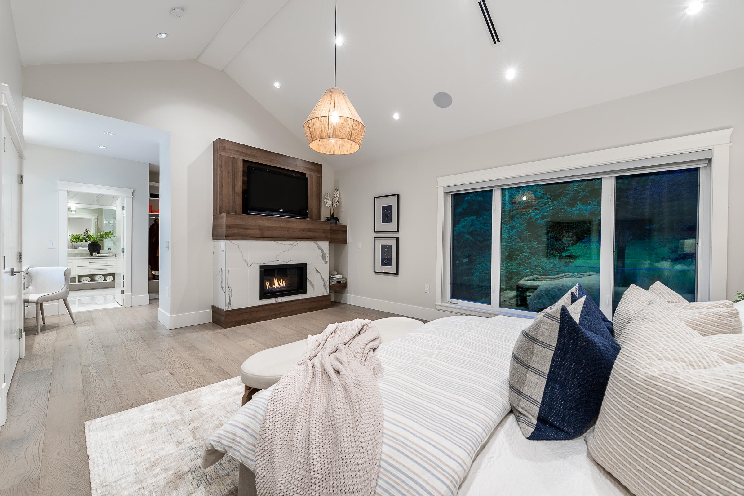  16722 Mcnair Drive - MLS&reg; # R3126809