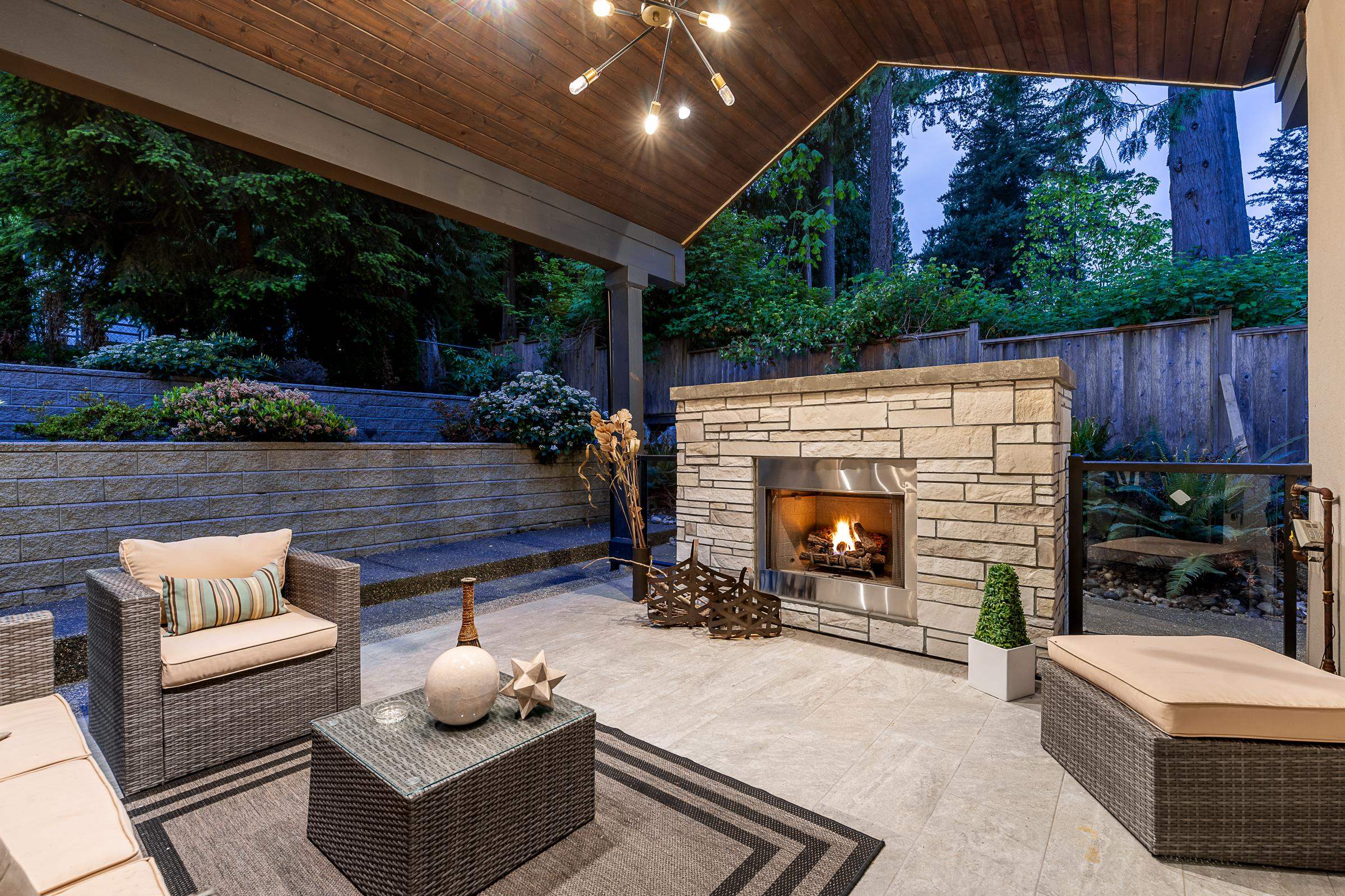  16722 Mcnair Drive - MLS&reg; # R3126809