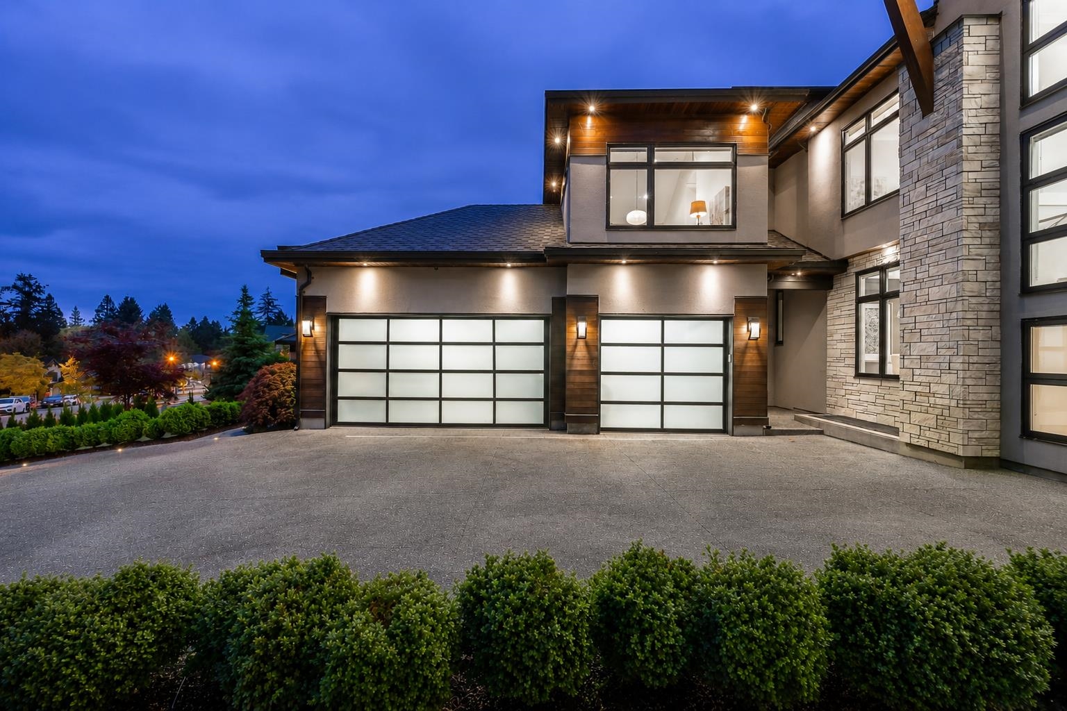 16722 Mcnair Drive - MLS&reg; # R3126809