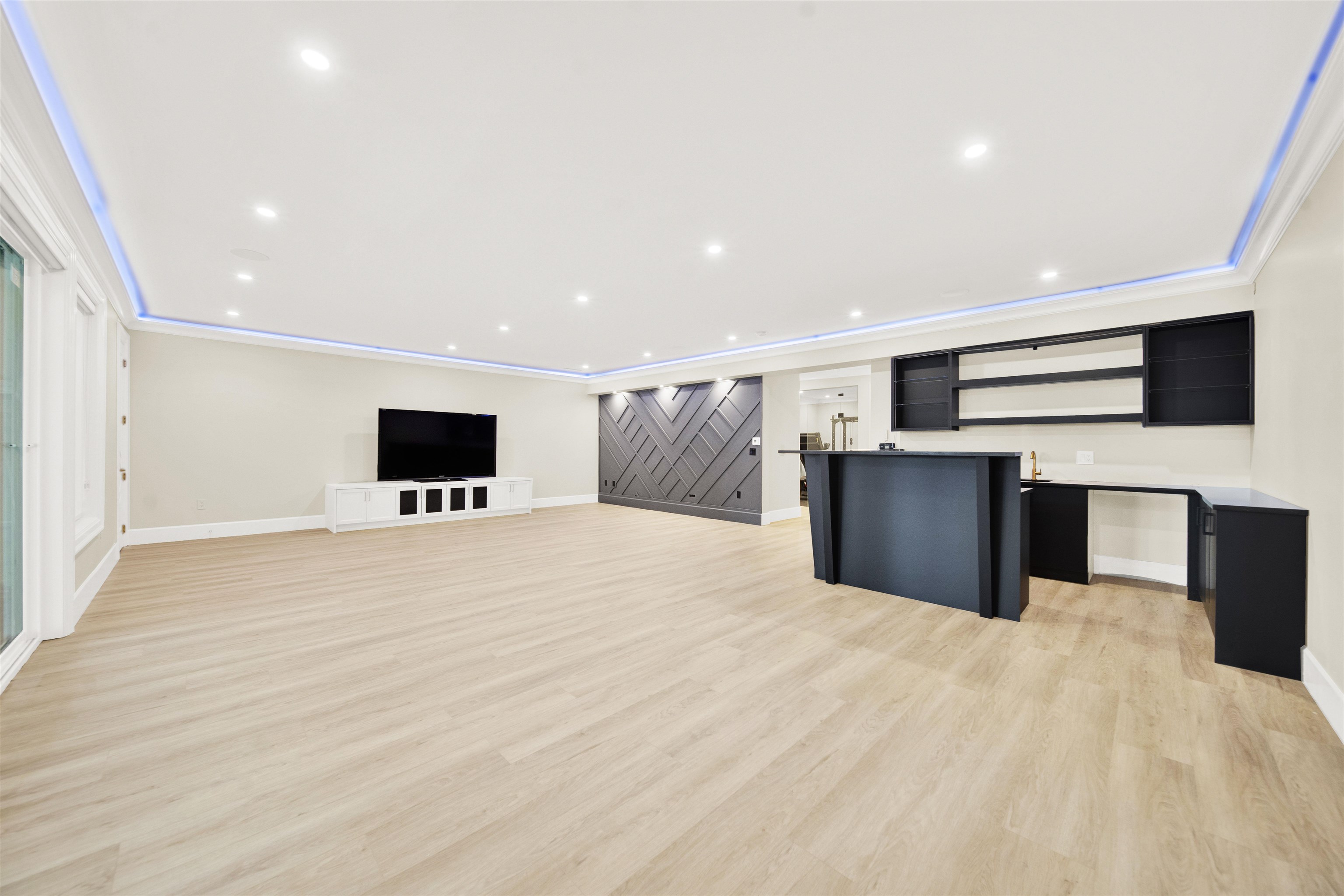  16285 28 Avenue - MLS&reg; # R3146925