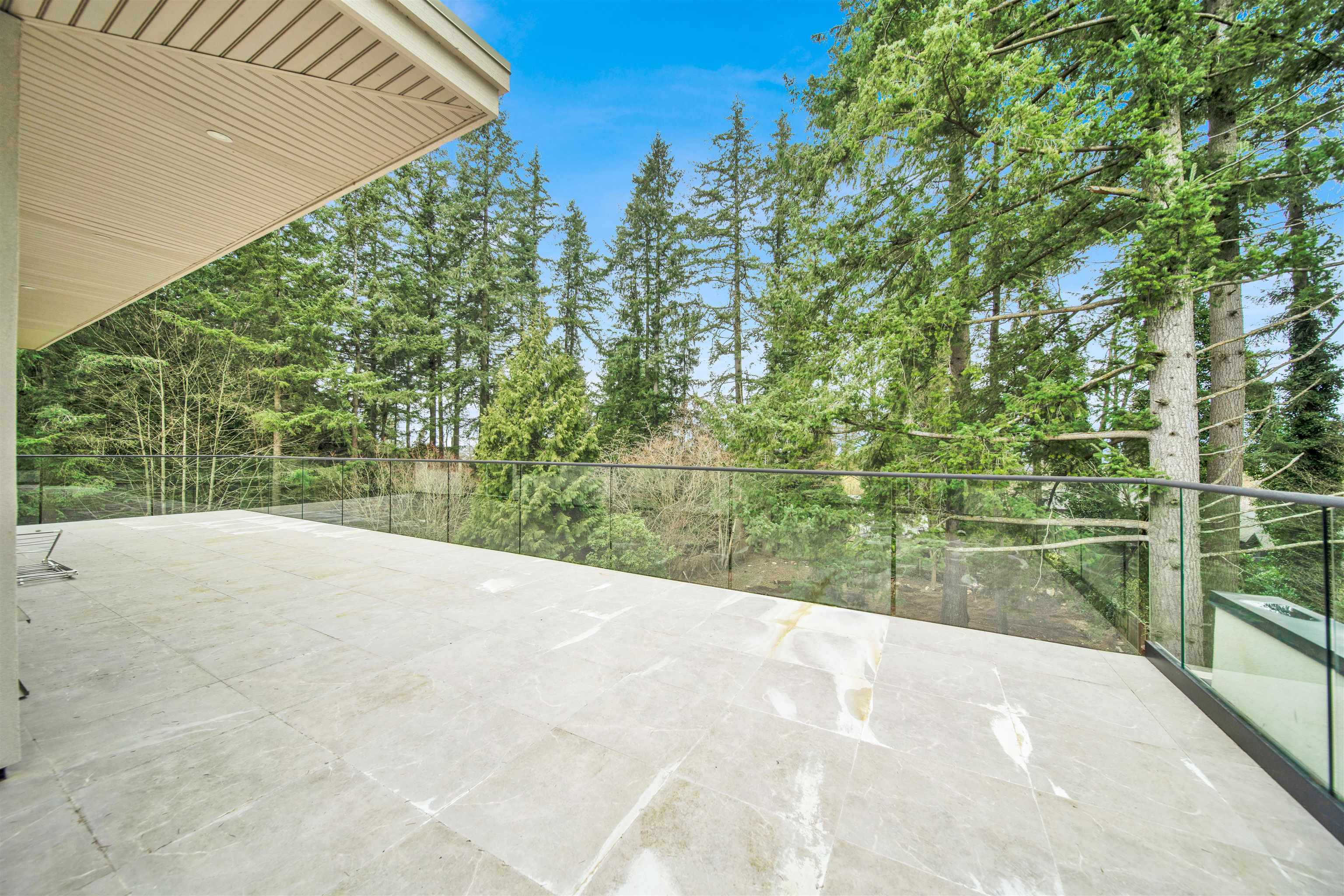  16285 28 Avenue - MLS&reg; # R3146925