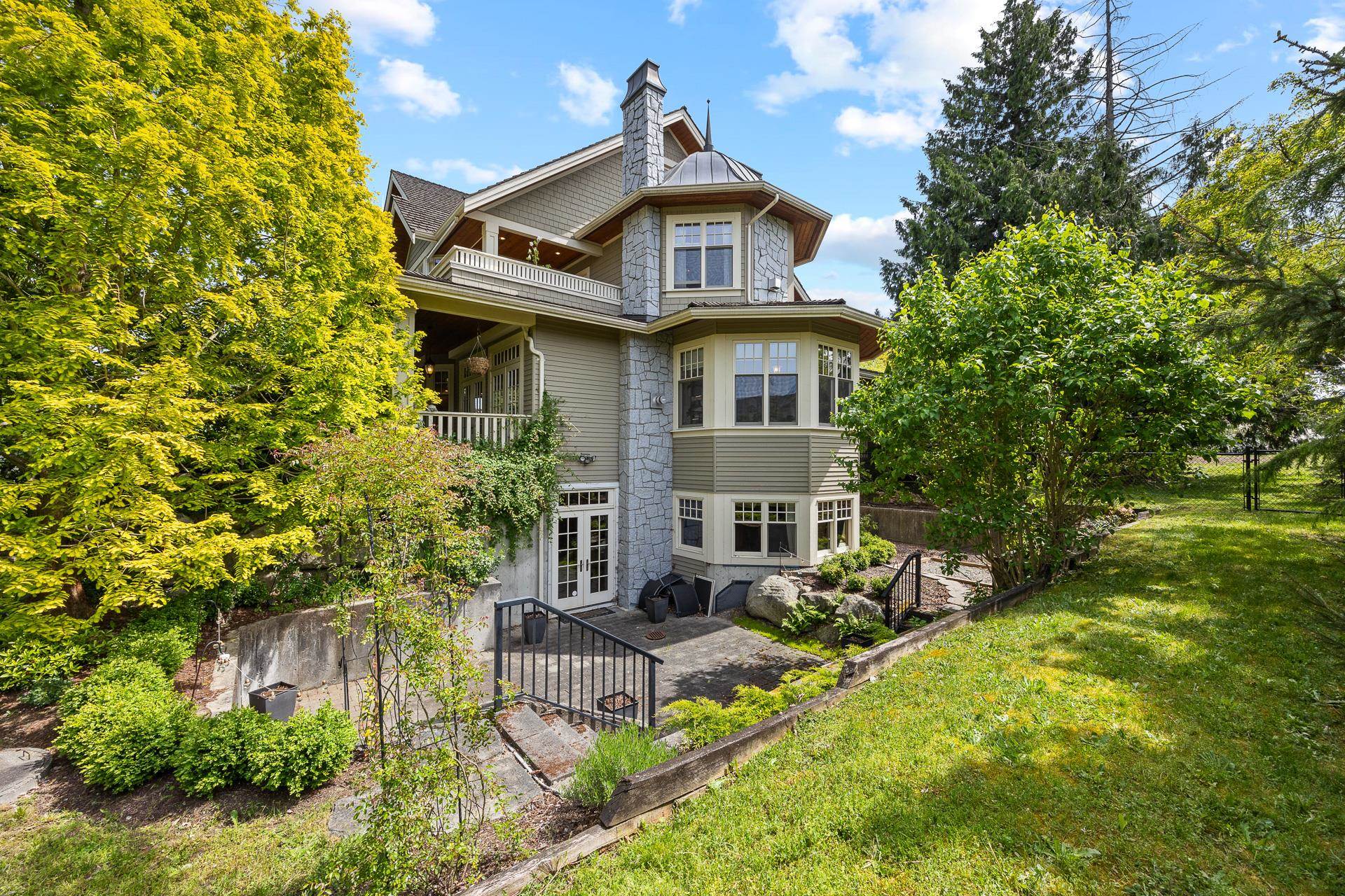  16211 29 Avenue - MLS&reg; # R3149988