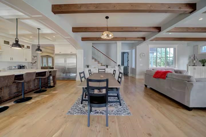  17011 26 Ave Avenue - MLS&reg; # R3152619