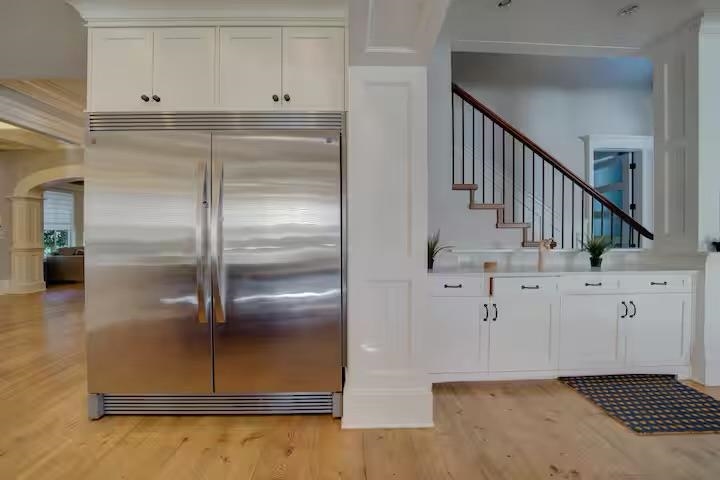  17011 26 Ave Avenue - MLS&reg; # R3152619