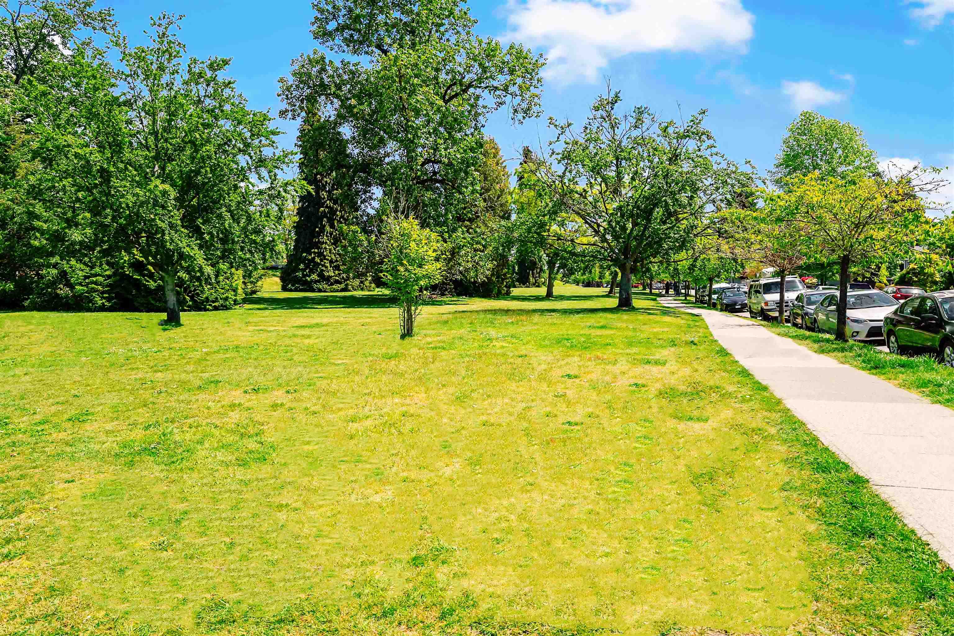  74 37th Avenue - MLS&reg; # R2643520