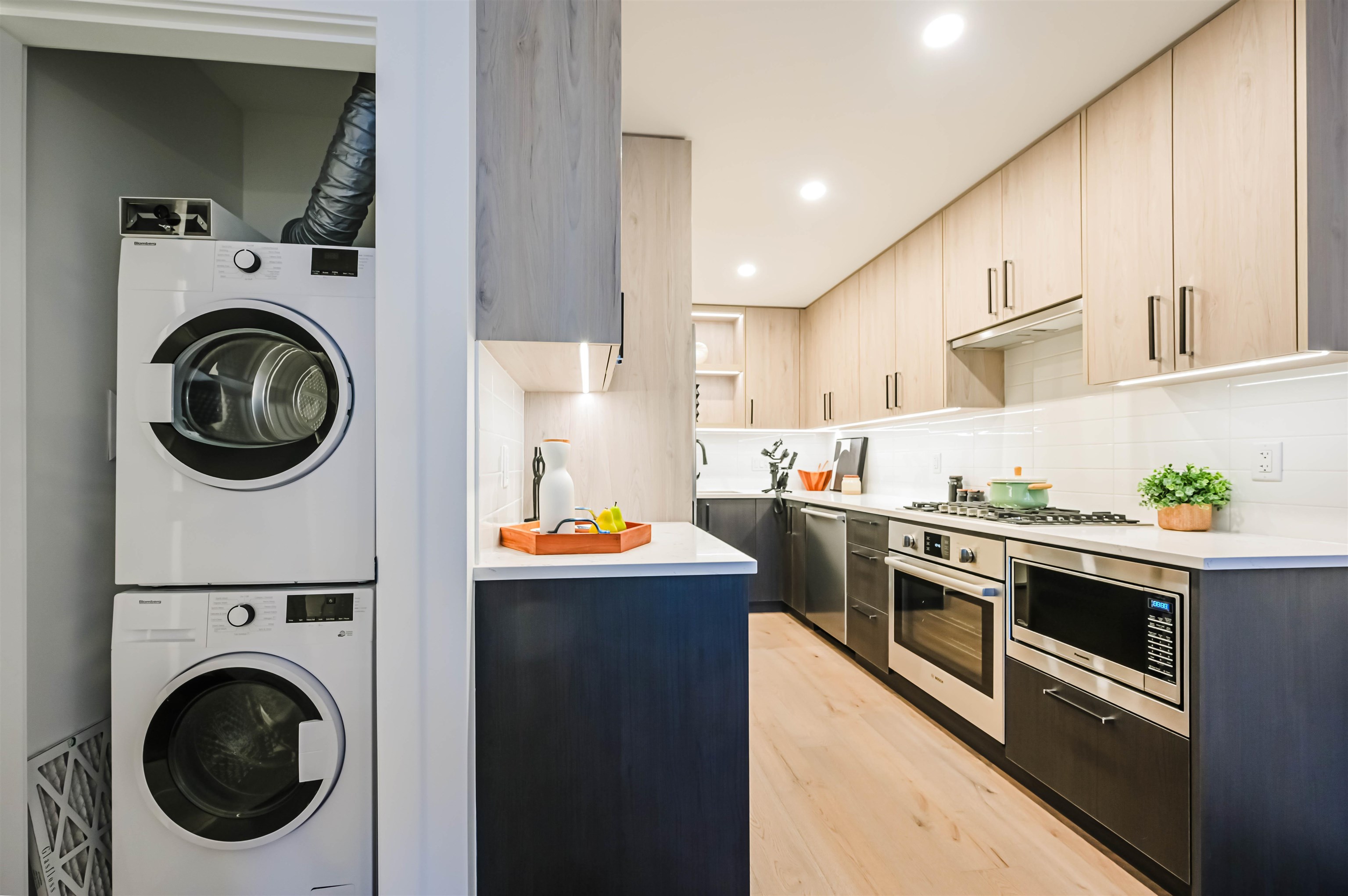 303 6859 Cambie Street - MLS&reg; # R3059970