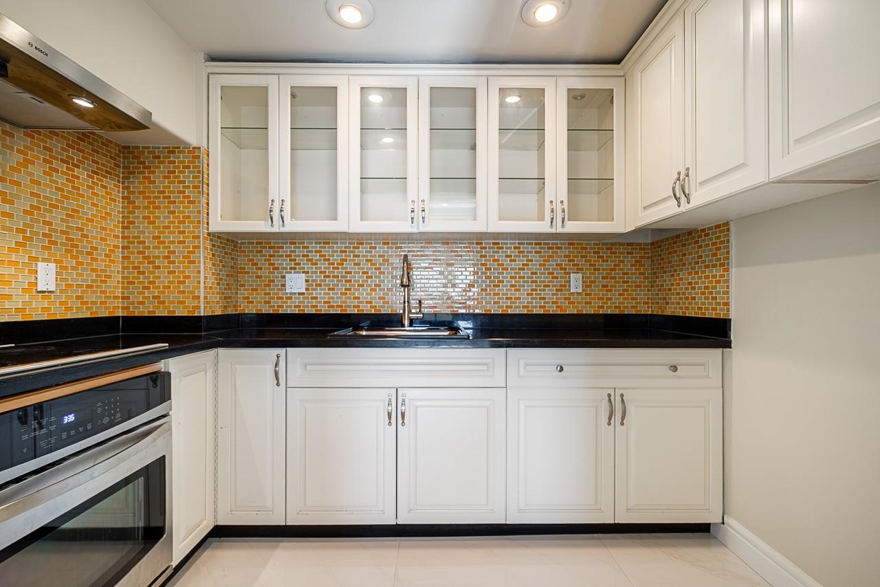  1562 Pinecrest Drive - MLS&reg; # R3061968