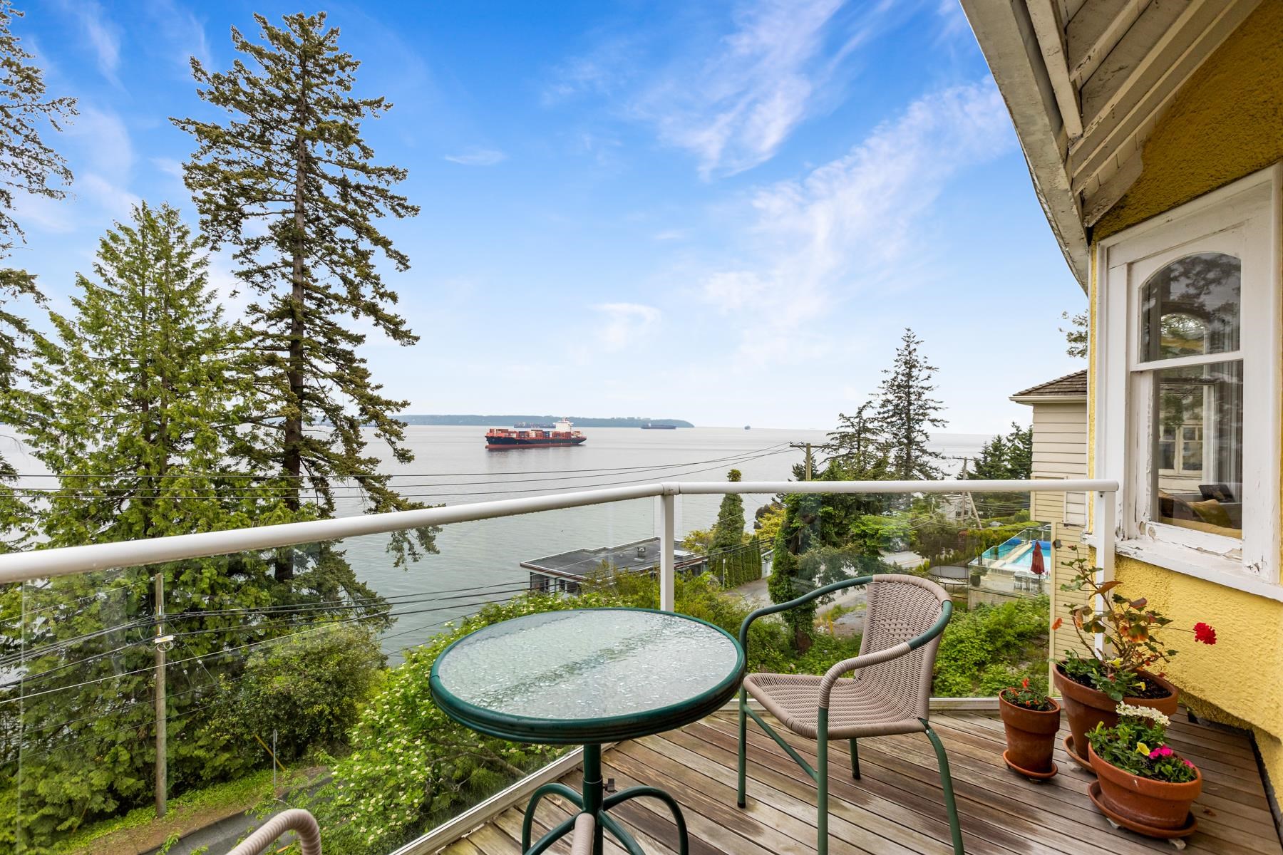  3615 Sunset Lane - MLS&reg; # R3068057