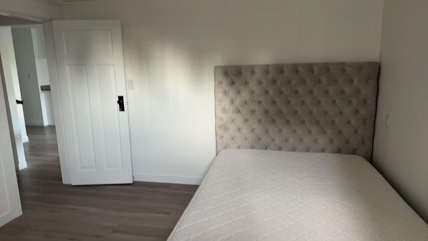  5xx 9 Street - MLS&reg; # R3074626