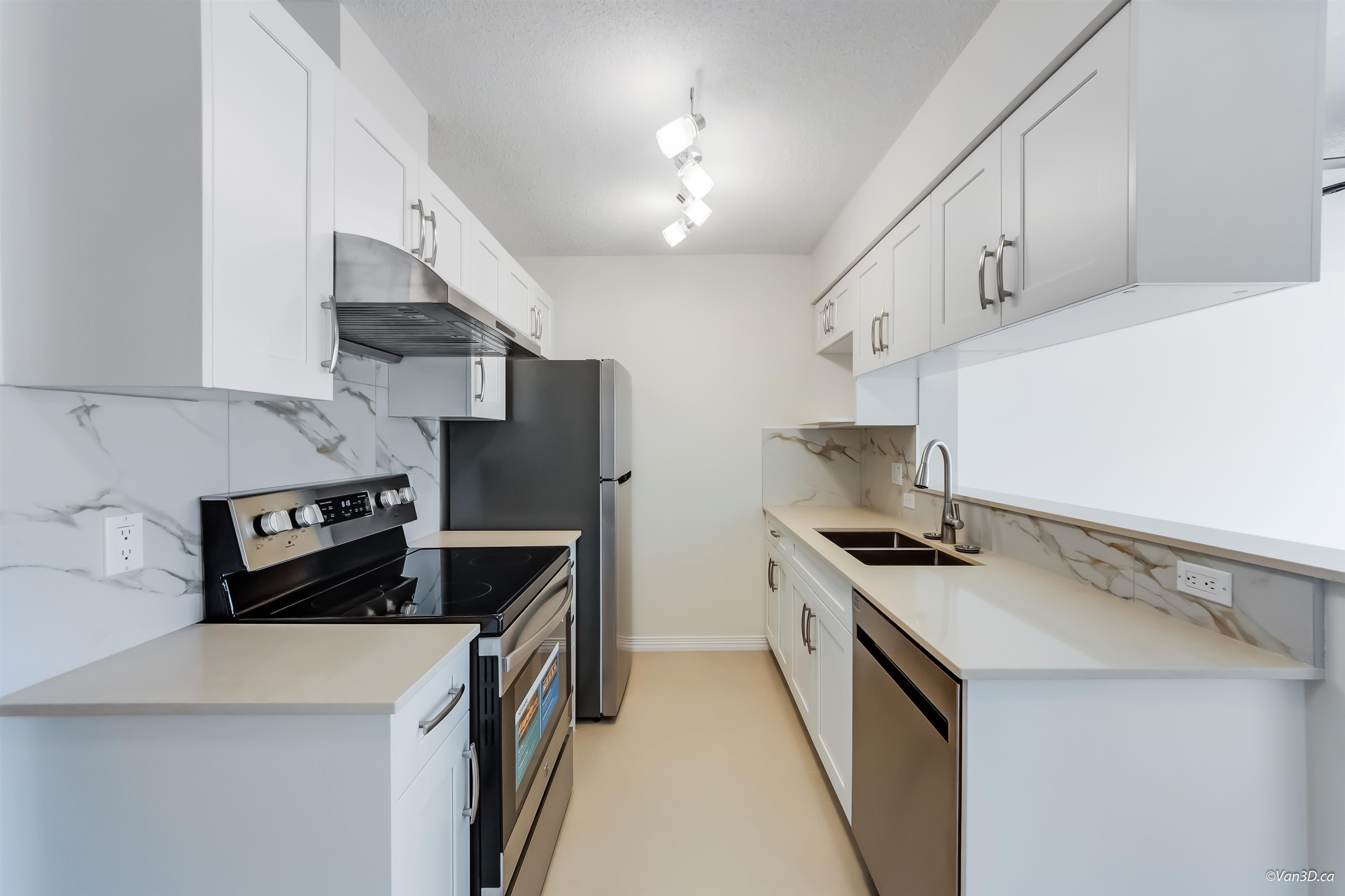 309 5639 Hampton Place - MLS&reg; # R3080916