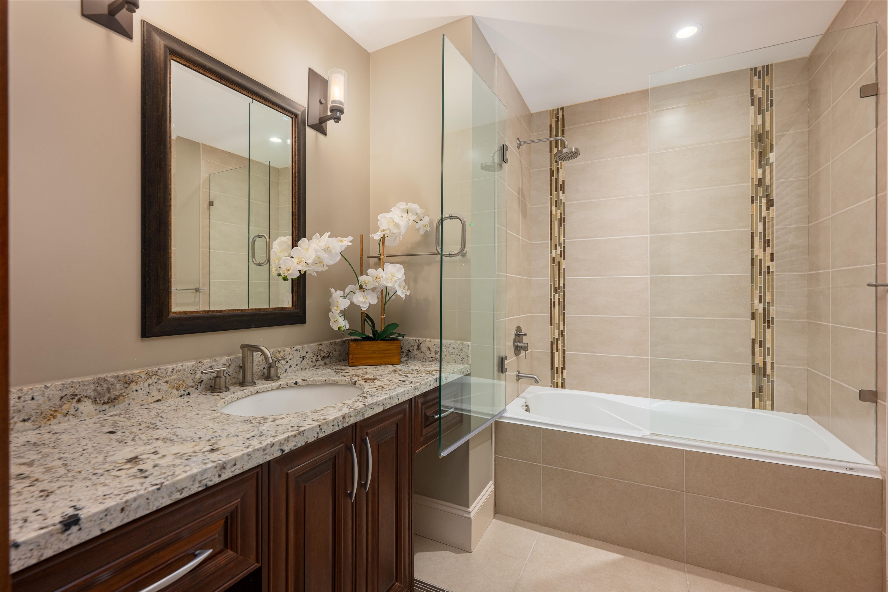  2673 Finch Hill - MLS&reg; # R3081277