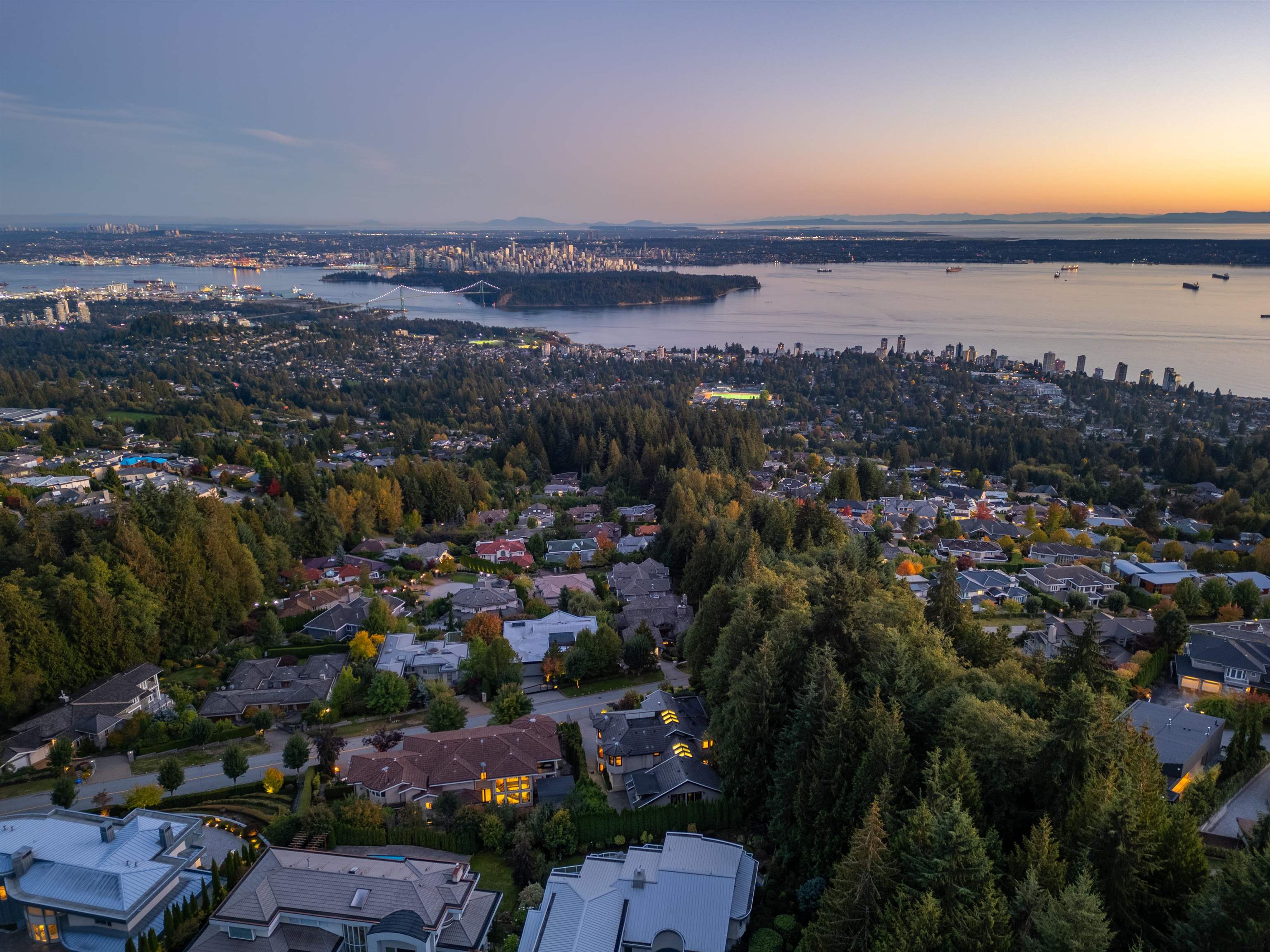  2673 Finch Hill - MLS&reg; # R3081277