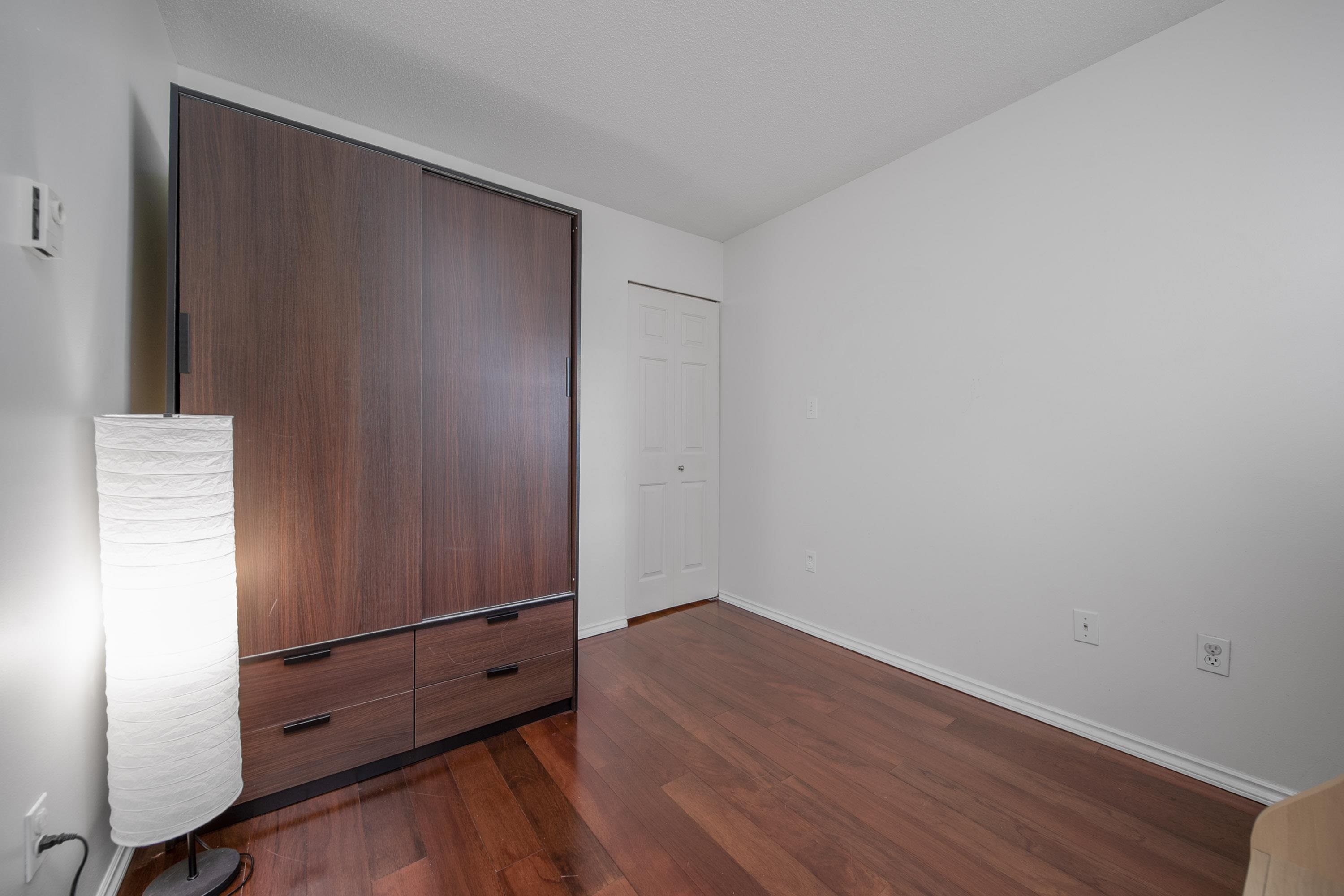 302 8728 Marine Drive - MLS&reg; # R3086833