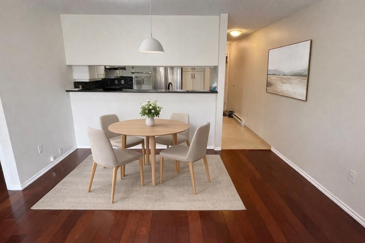 302 8728 Marine Drive - MLS&reg; # R3086833