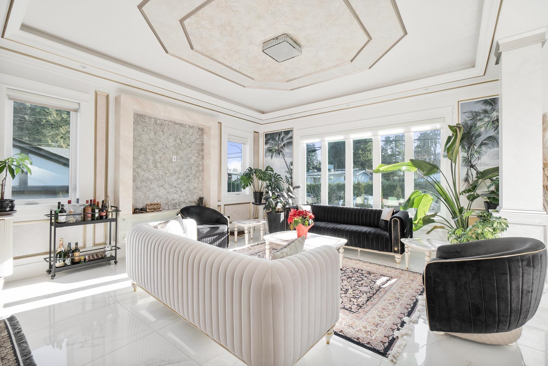  512 23rd Street - MLS&reg; # R3087961
