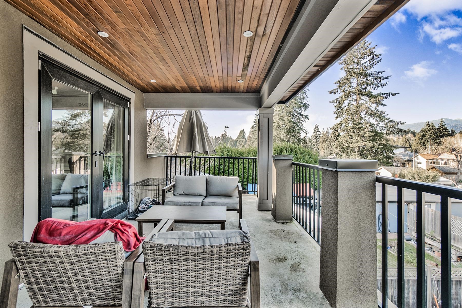  512 23rd Street - MLS&reg; # R3087961