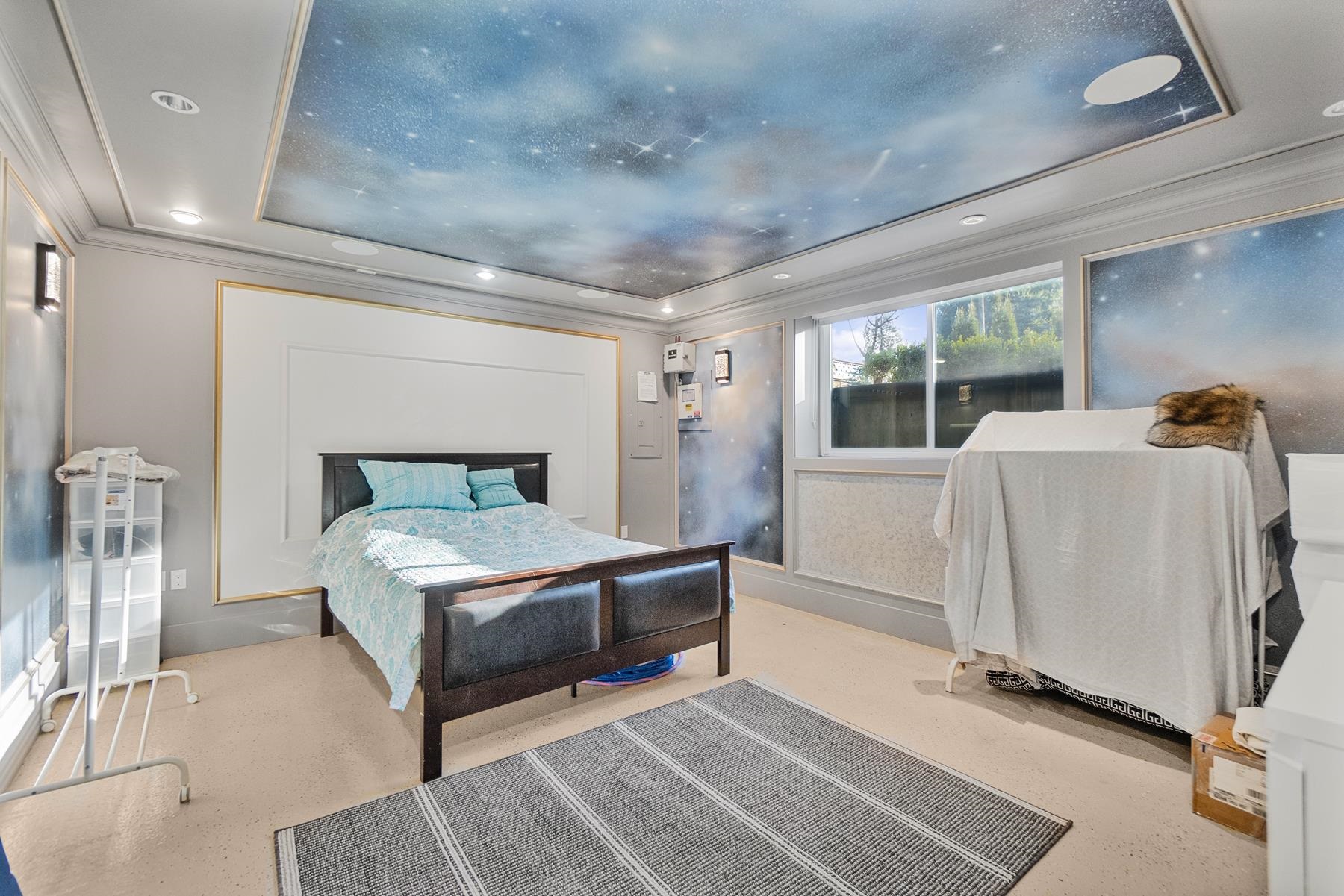  512 23rd Street - MLS&reg; # R3087961