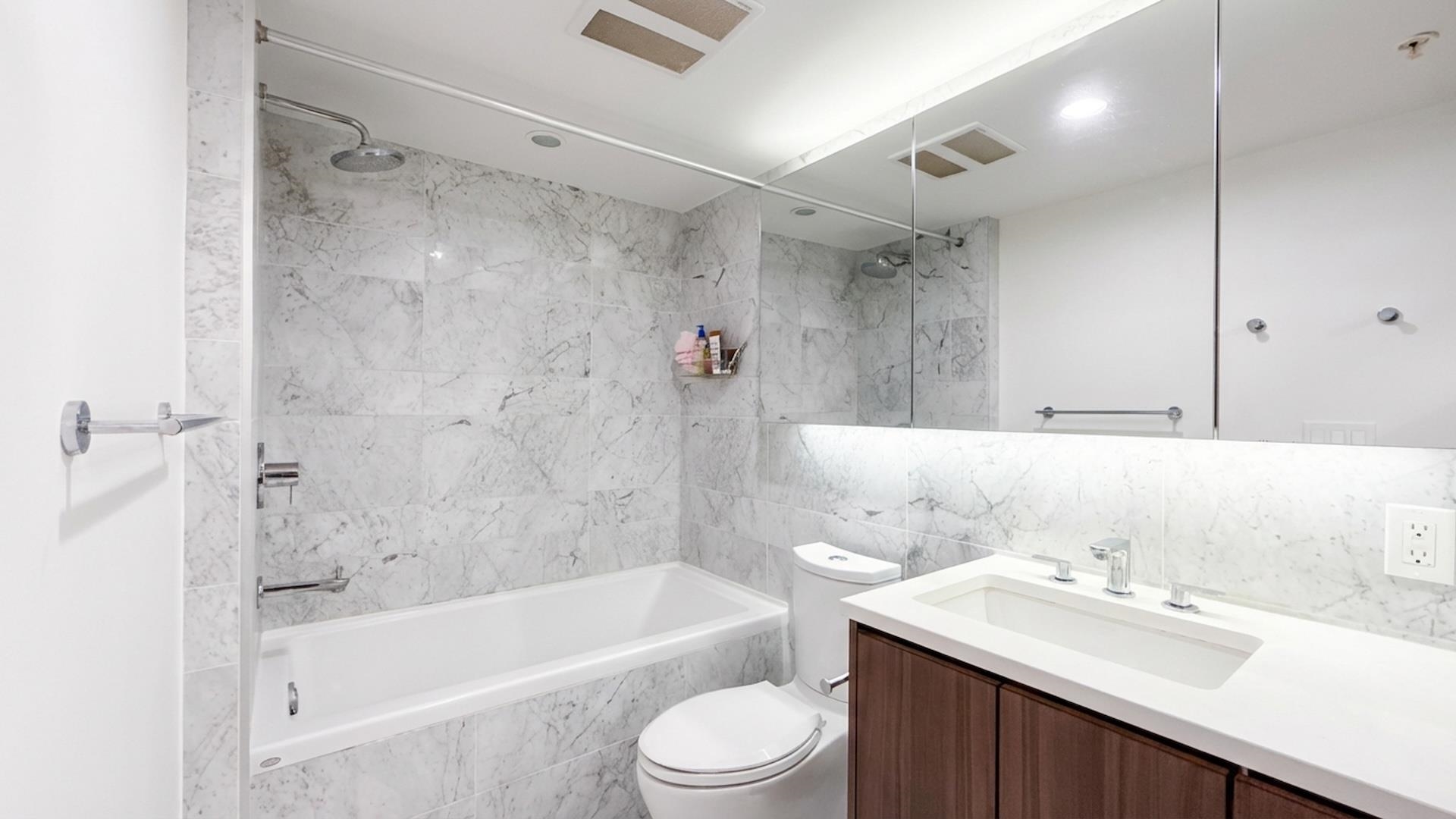 606 455 Marine Drive - MLS&reg; # R3088019