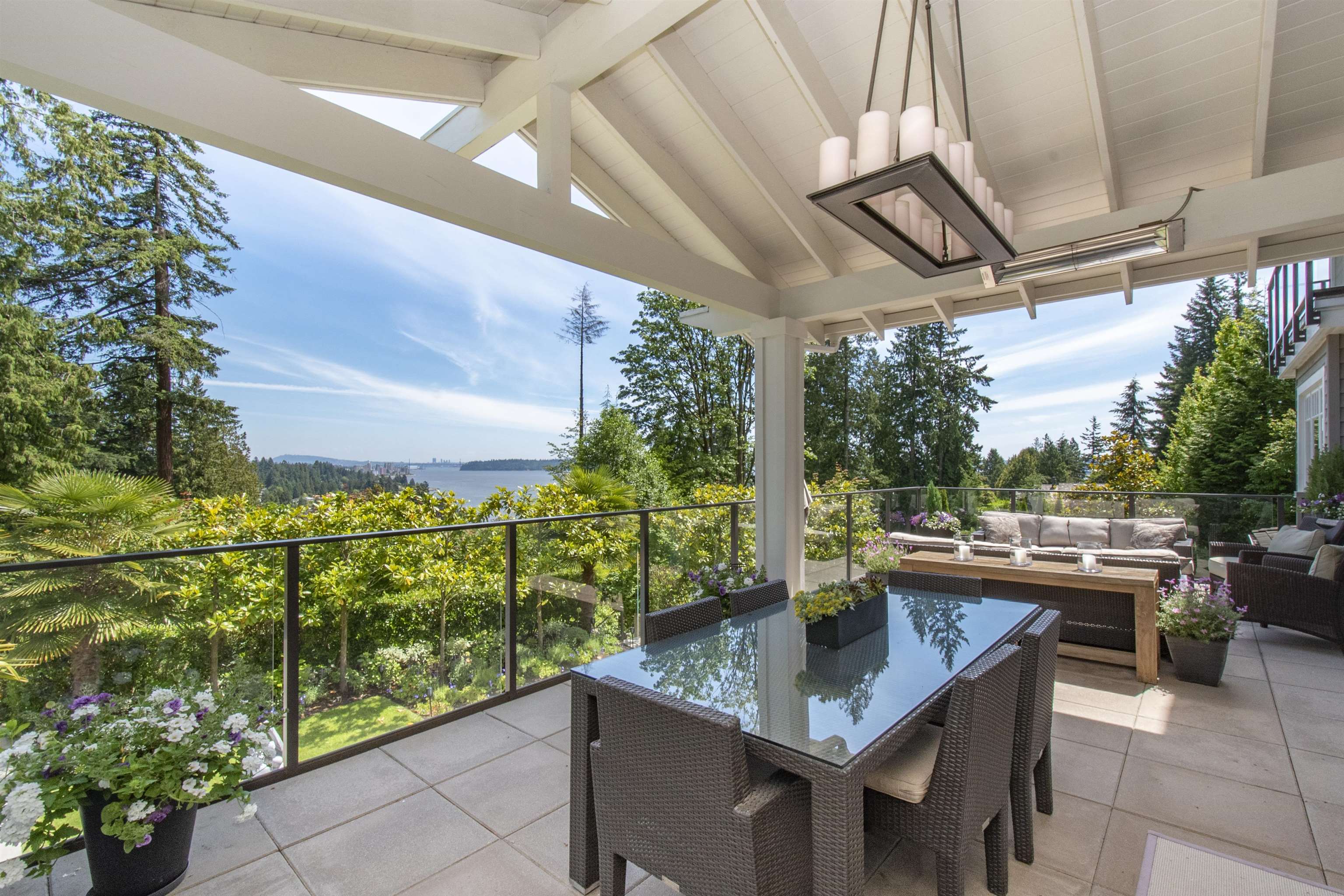  460 Westholme Road - MLS&reg; # R3088083
