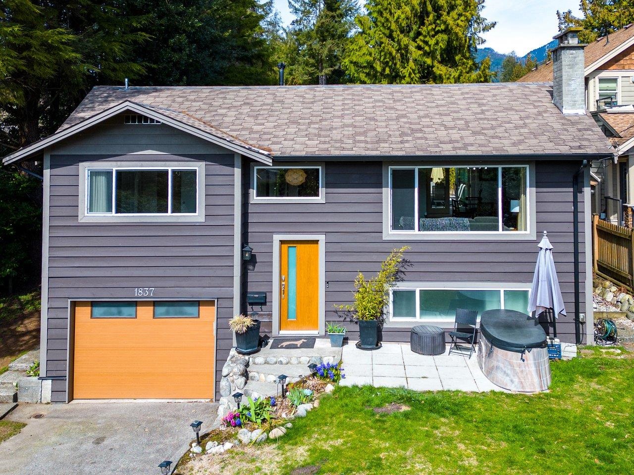  1837 Larson Road - MLS&reg; # R3093303