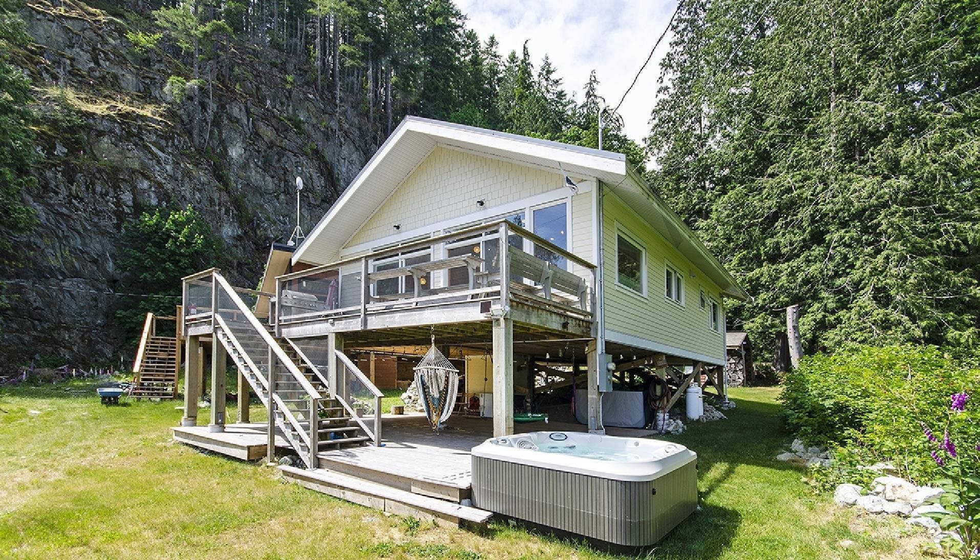  6 Brighton Beach - MLS&reg; # R3093418