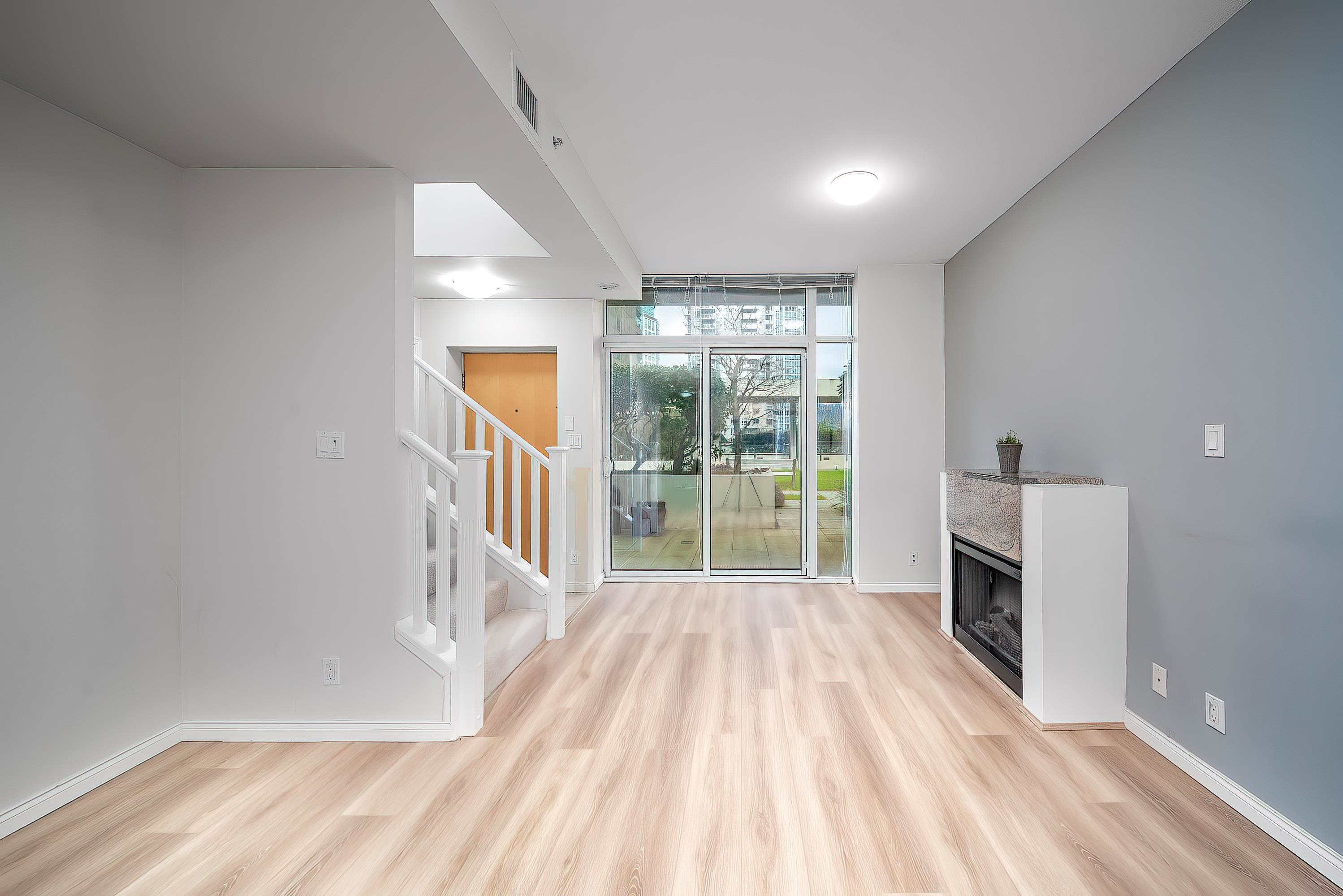 303 1211 Melville Street - MLS&reg; # R3093783