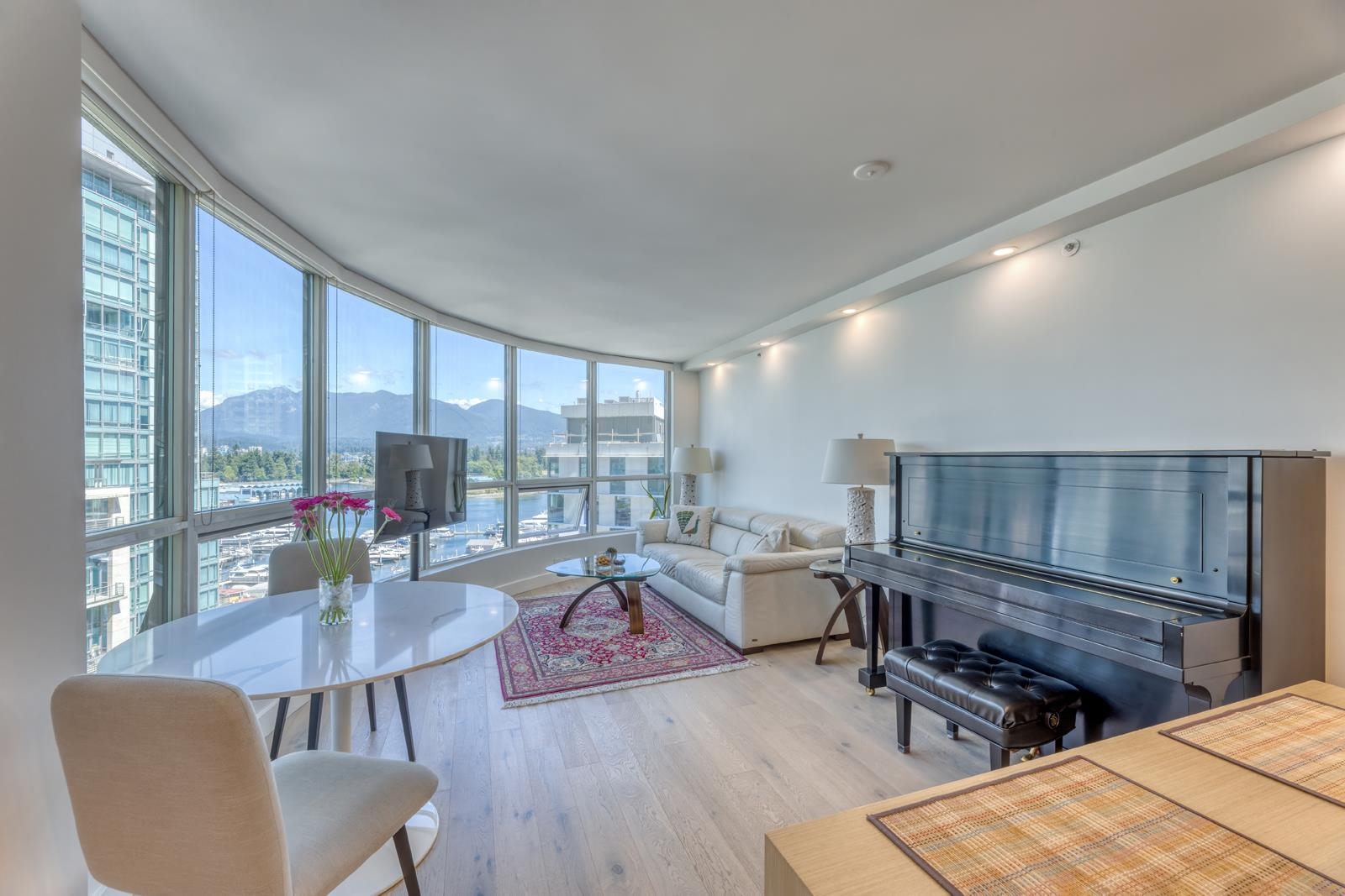 1001 588 Broughton Street - MLS&reg; # R3093830