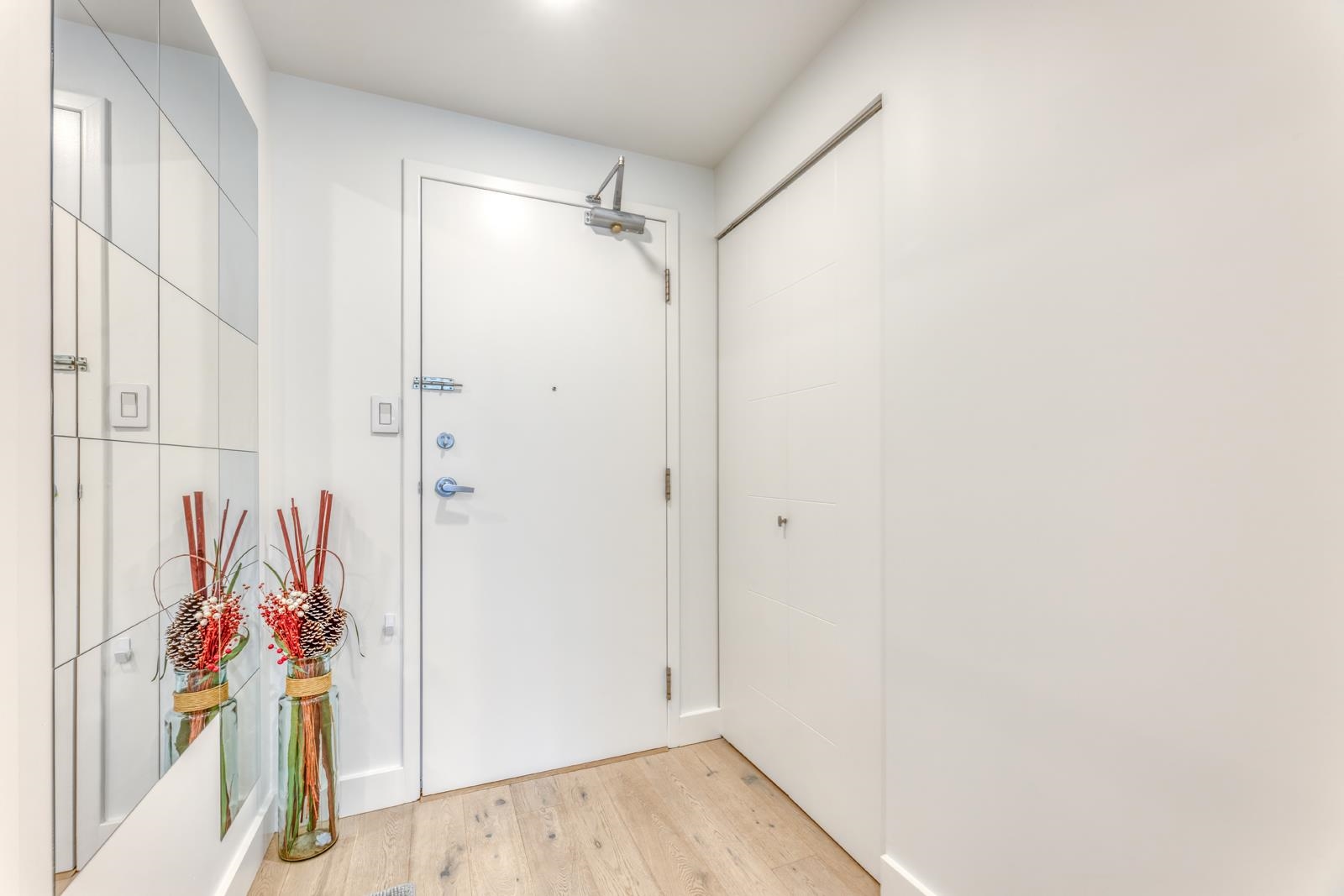 1001 588 Broughton Street - MLS&reg; # R3093830