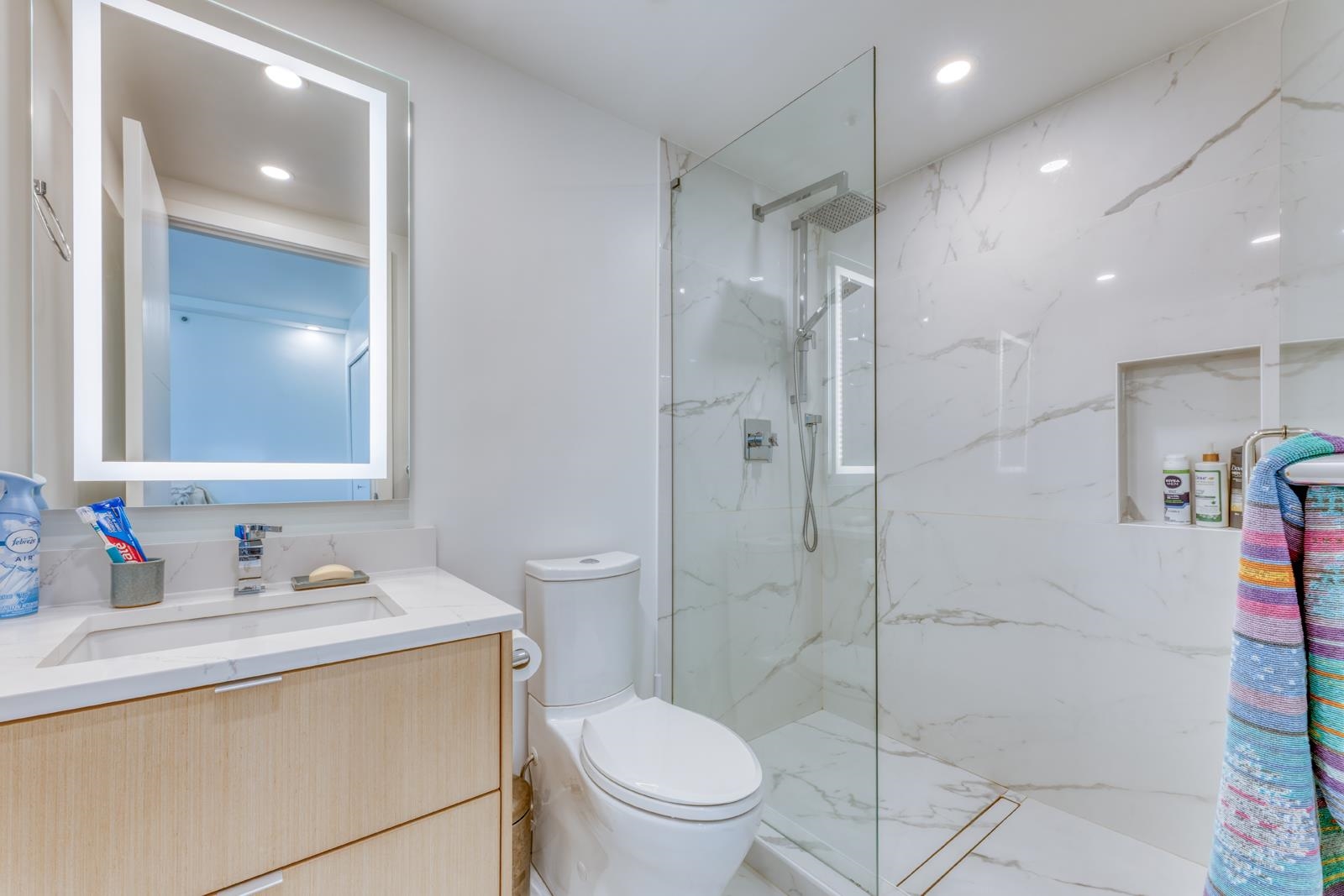 1001 588 Broughton Street - MLS&reg; # R3093830