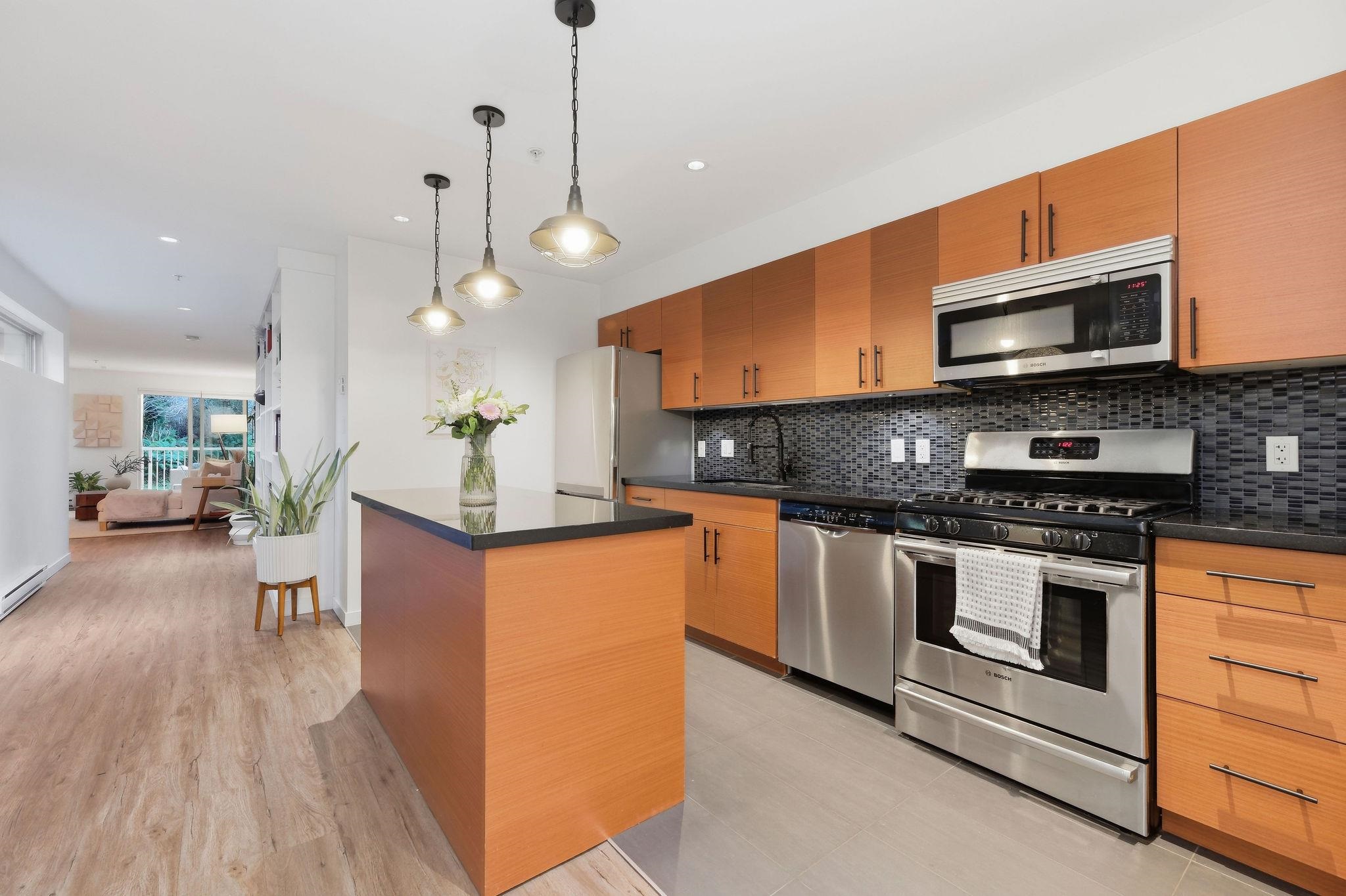105 2832 Capilano Road - MLS&reg; # R3095032