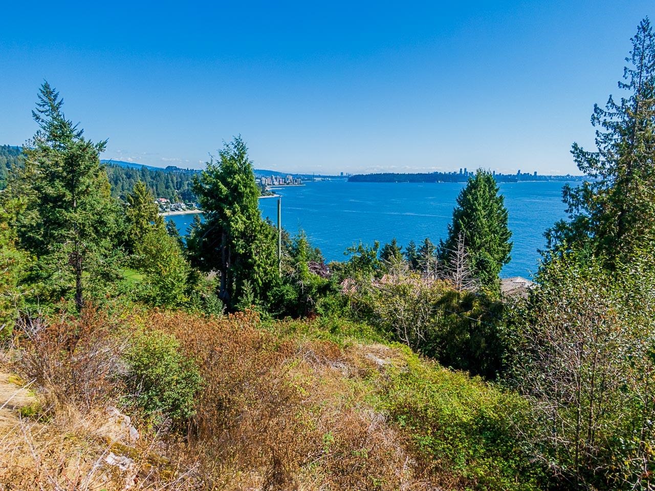  3609 Creery Avenue - MLS&reg; # R3095334