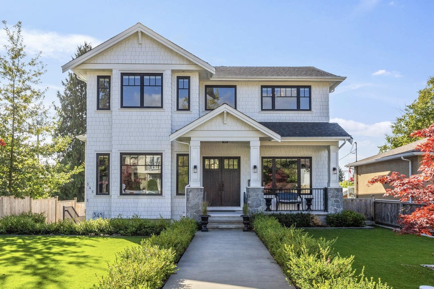  345 20th Street - MLS&reg; # R3097772