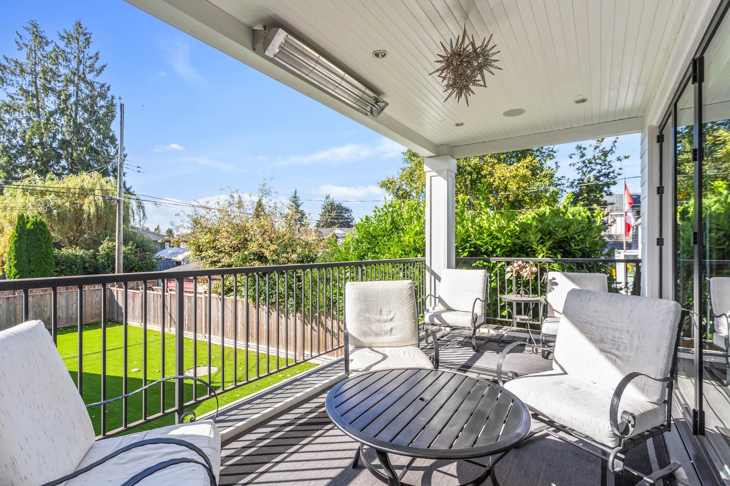  345 20th Street - MLS&reg; # R3097772