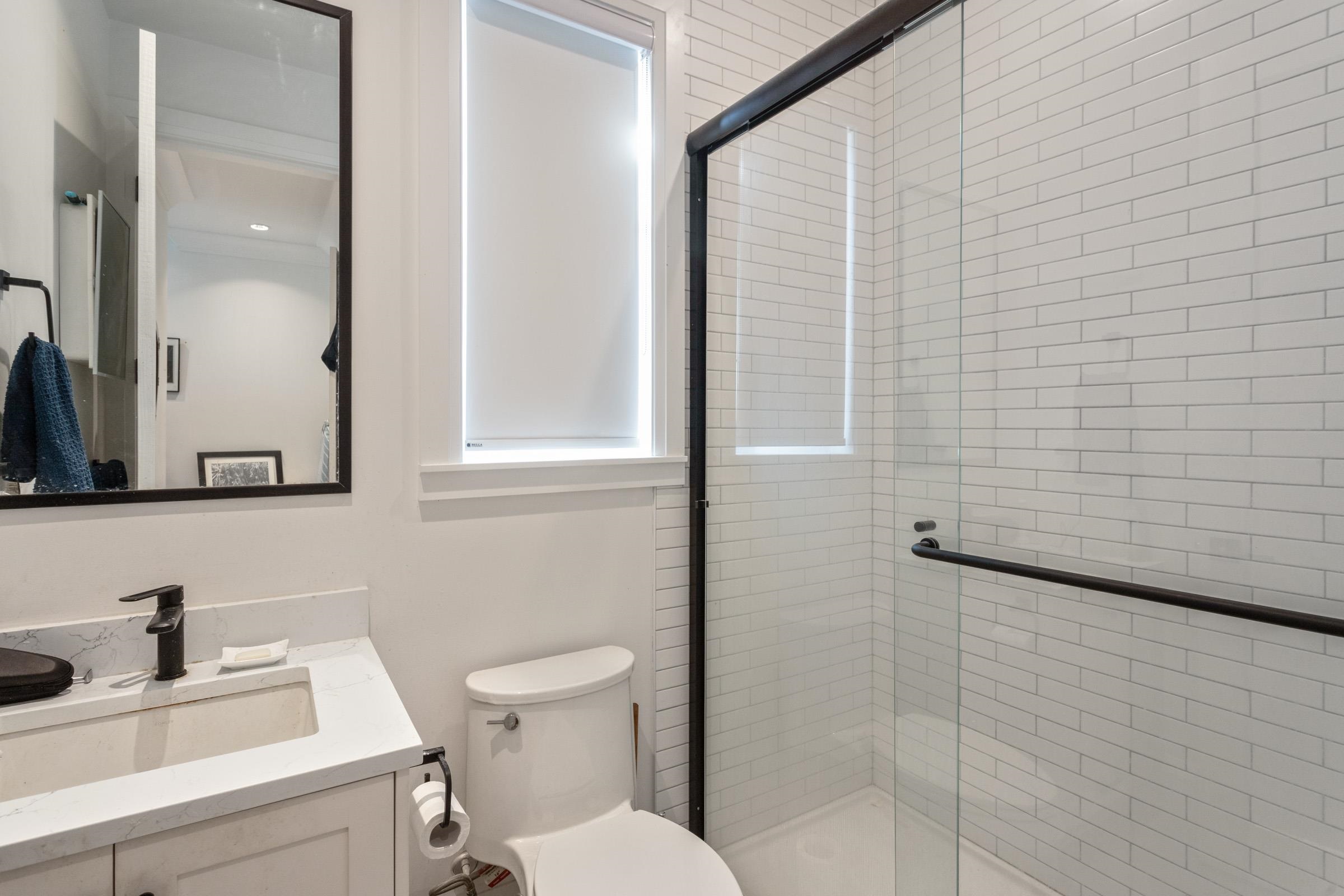  345 20th Street - MLS&reg; # R3097772