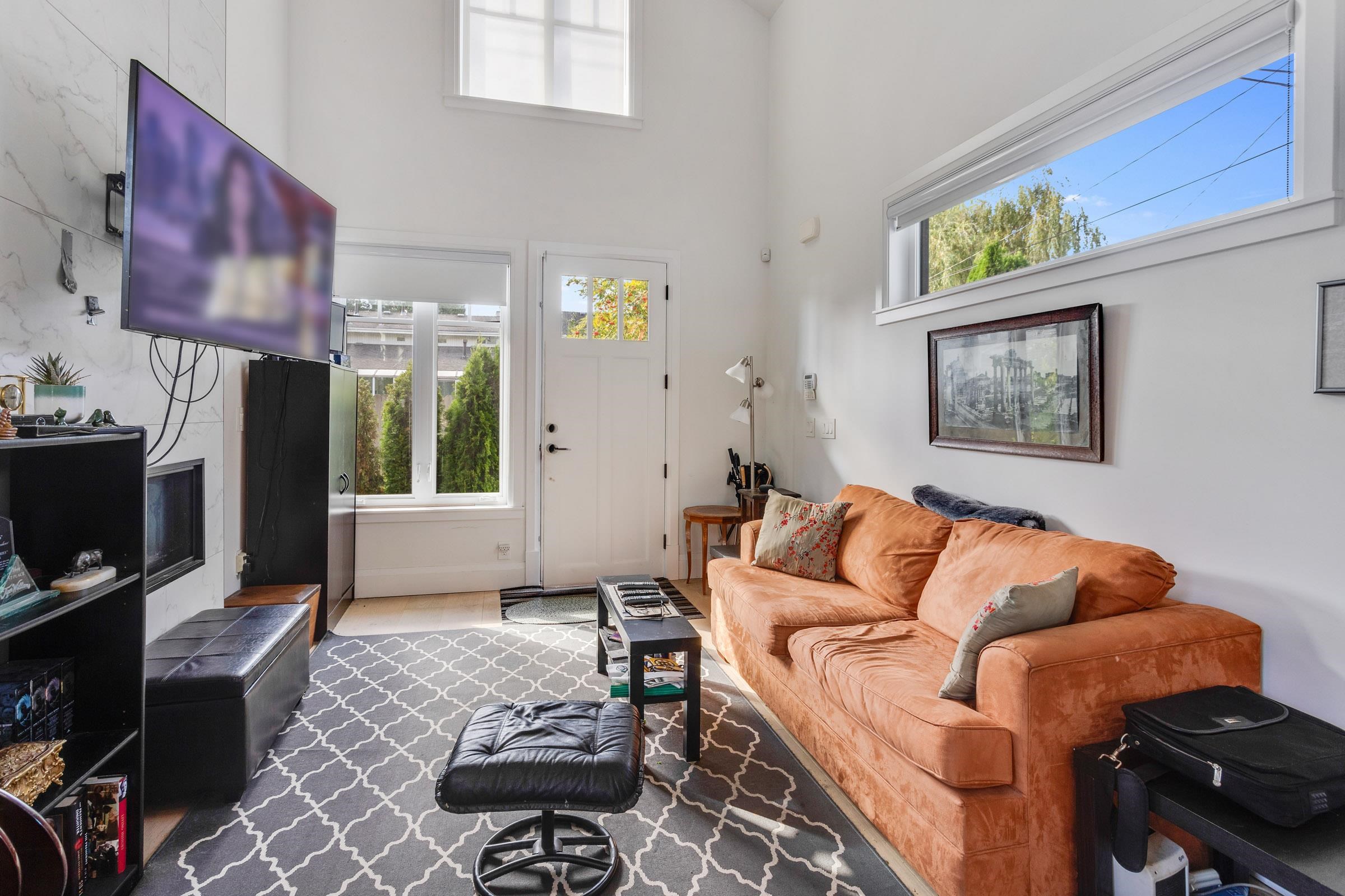  345 20th Street - MLS&reg; # R3097772