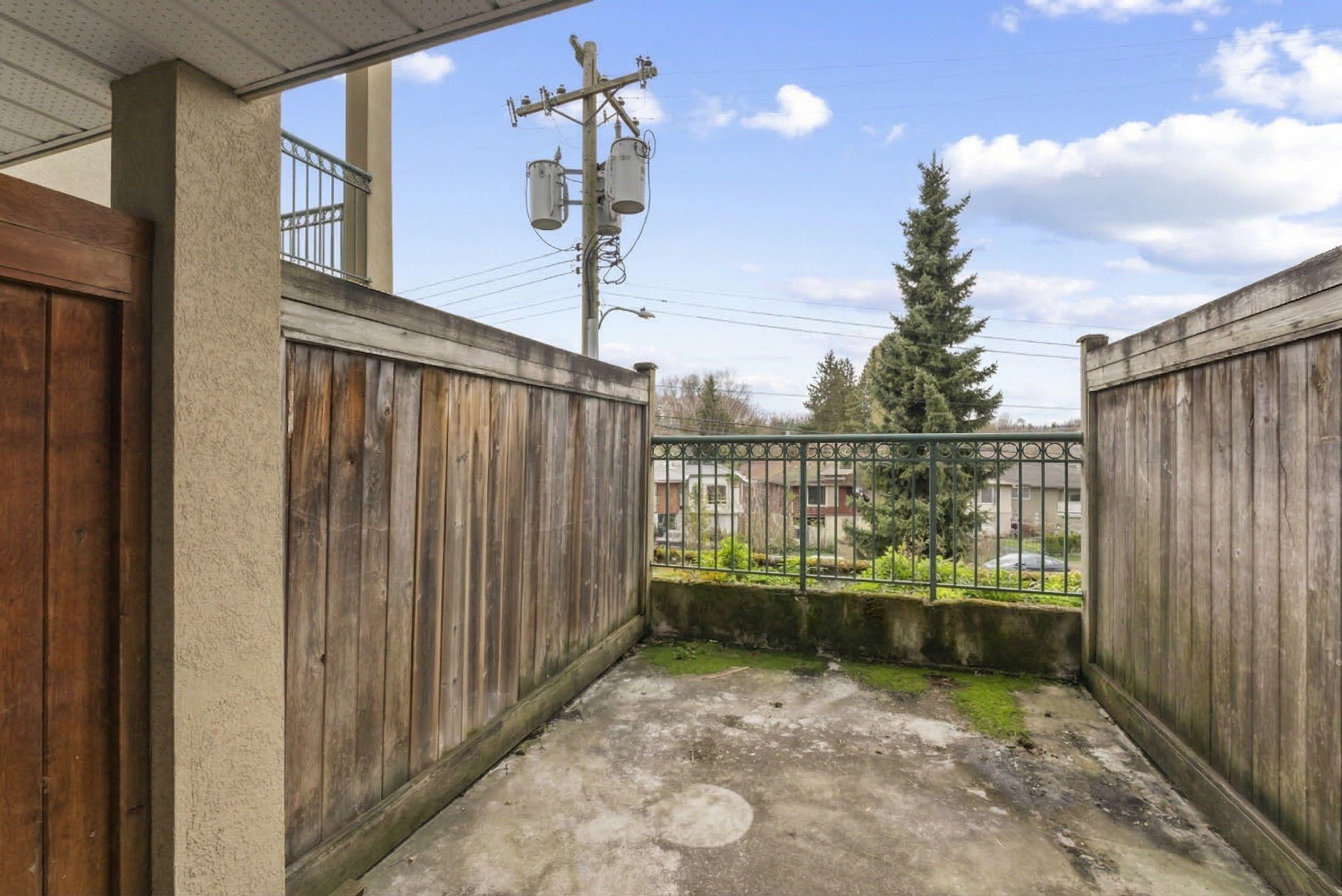 202 868 Kingsway Way - MLS&reg; # R3100222