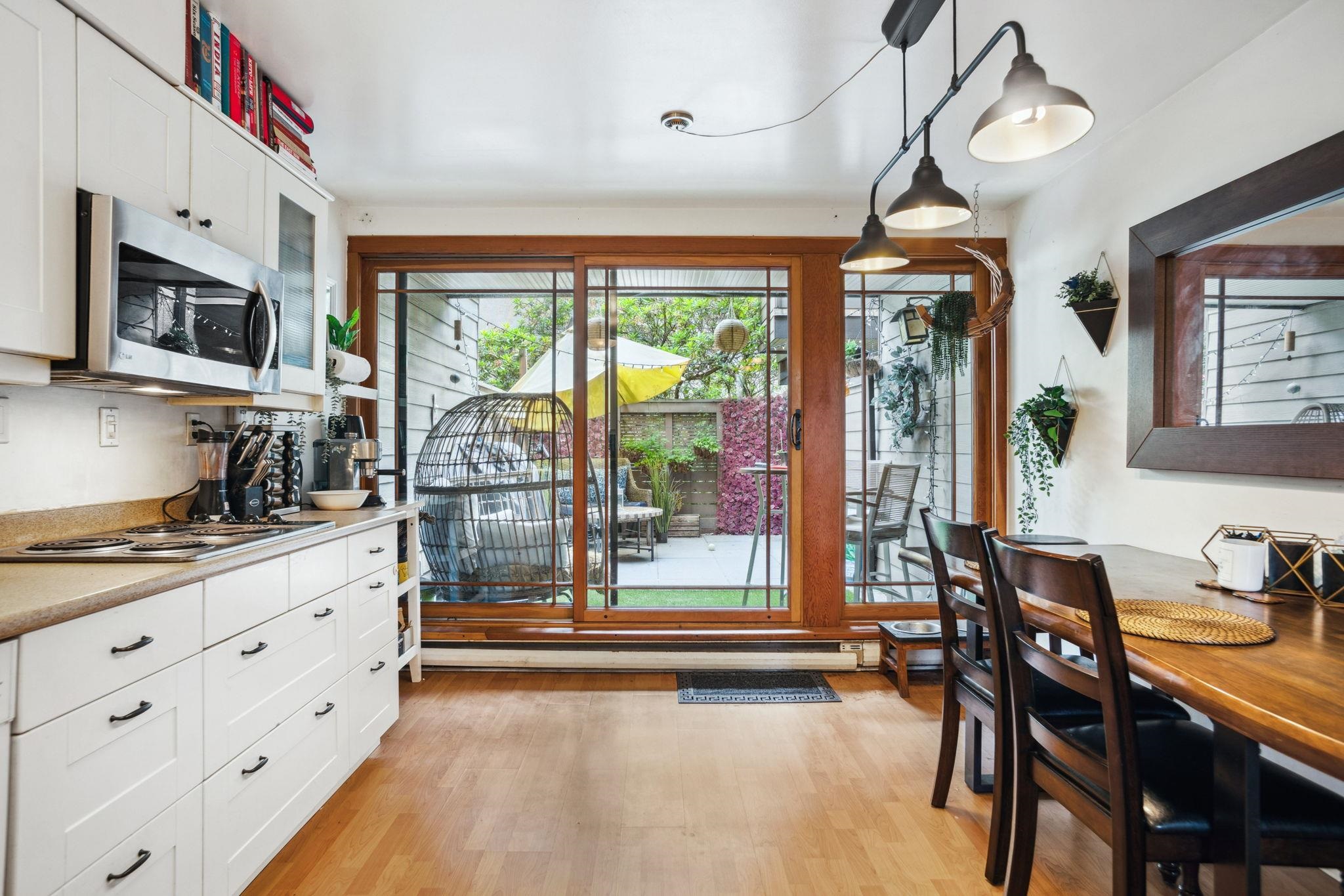  784 Millbank  - MLS&reg; # R3102275