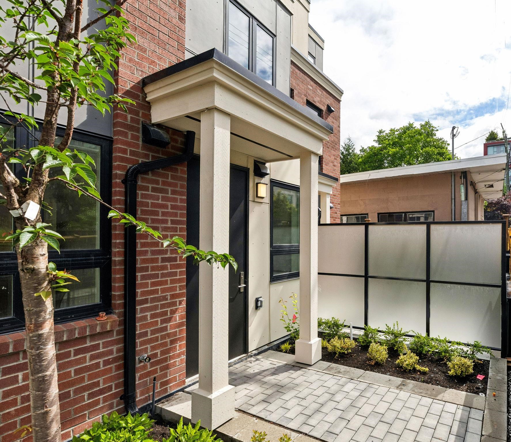 122 578 24 Avenue - MLS&reg; # R3104193