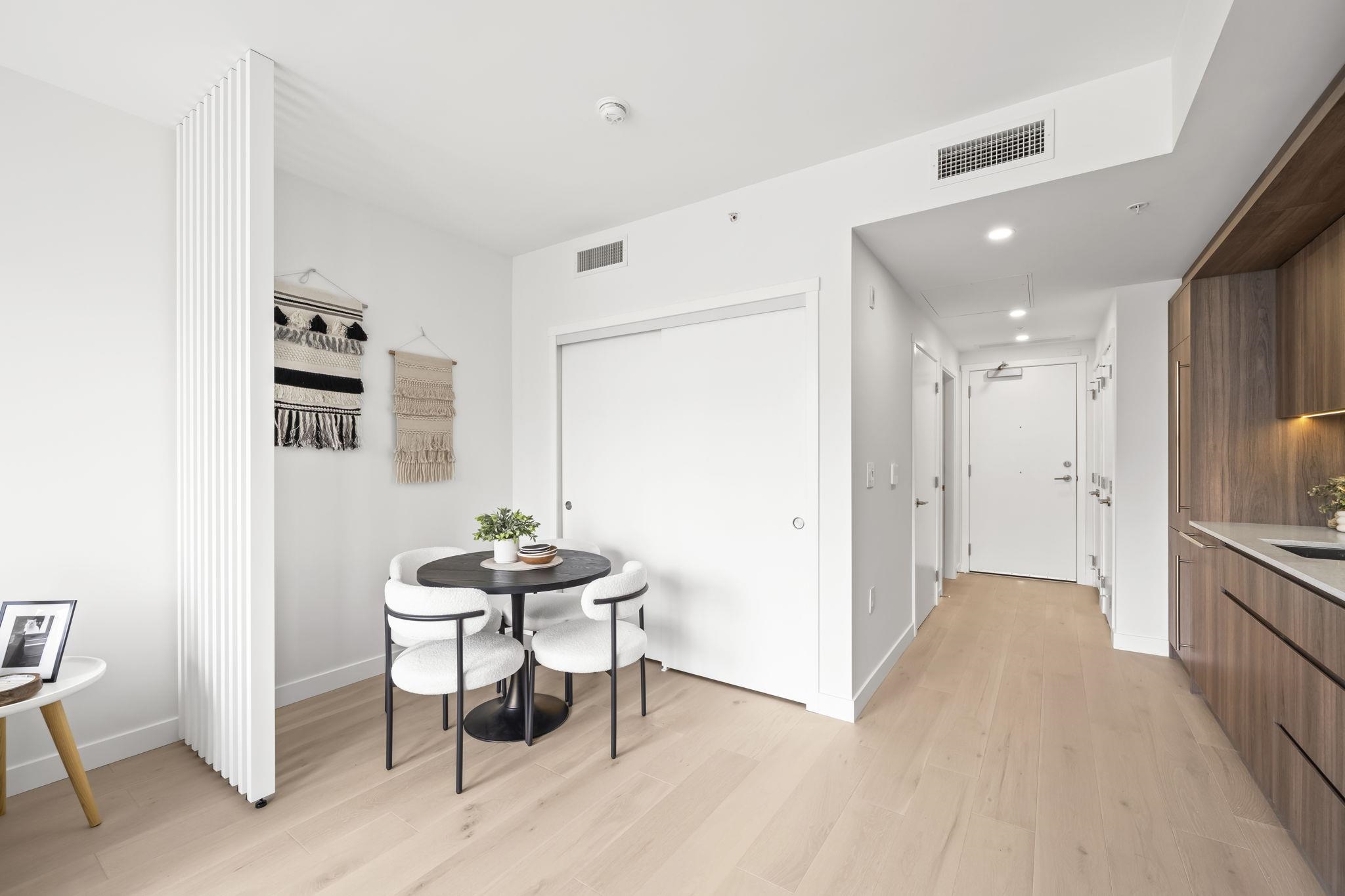 307 5212 Cambie Street - MLS&reg; # R3104292