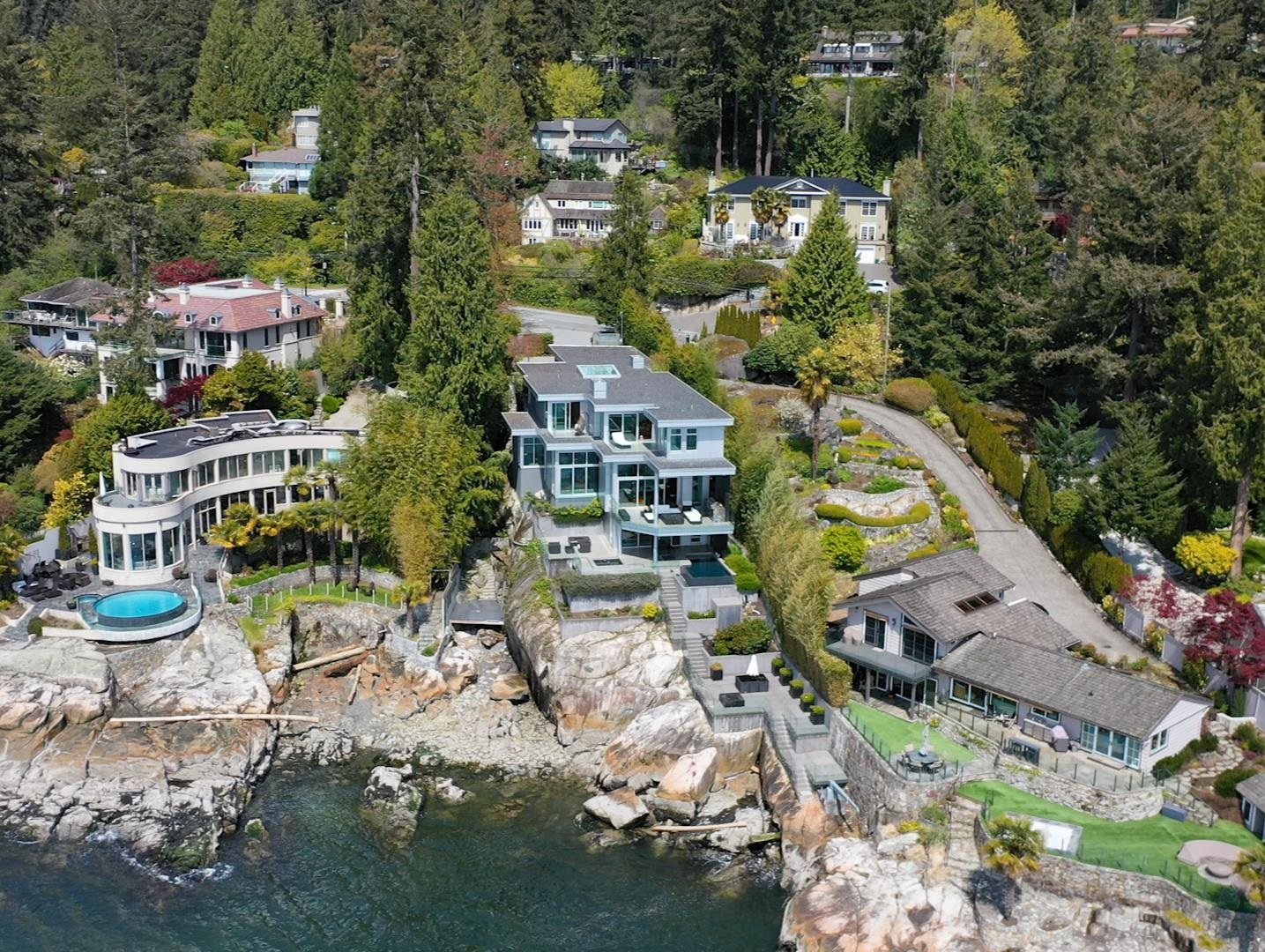  3906 Marine Drive - MLS&reg; # R3106810