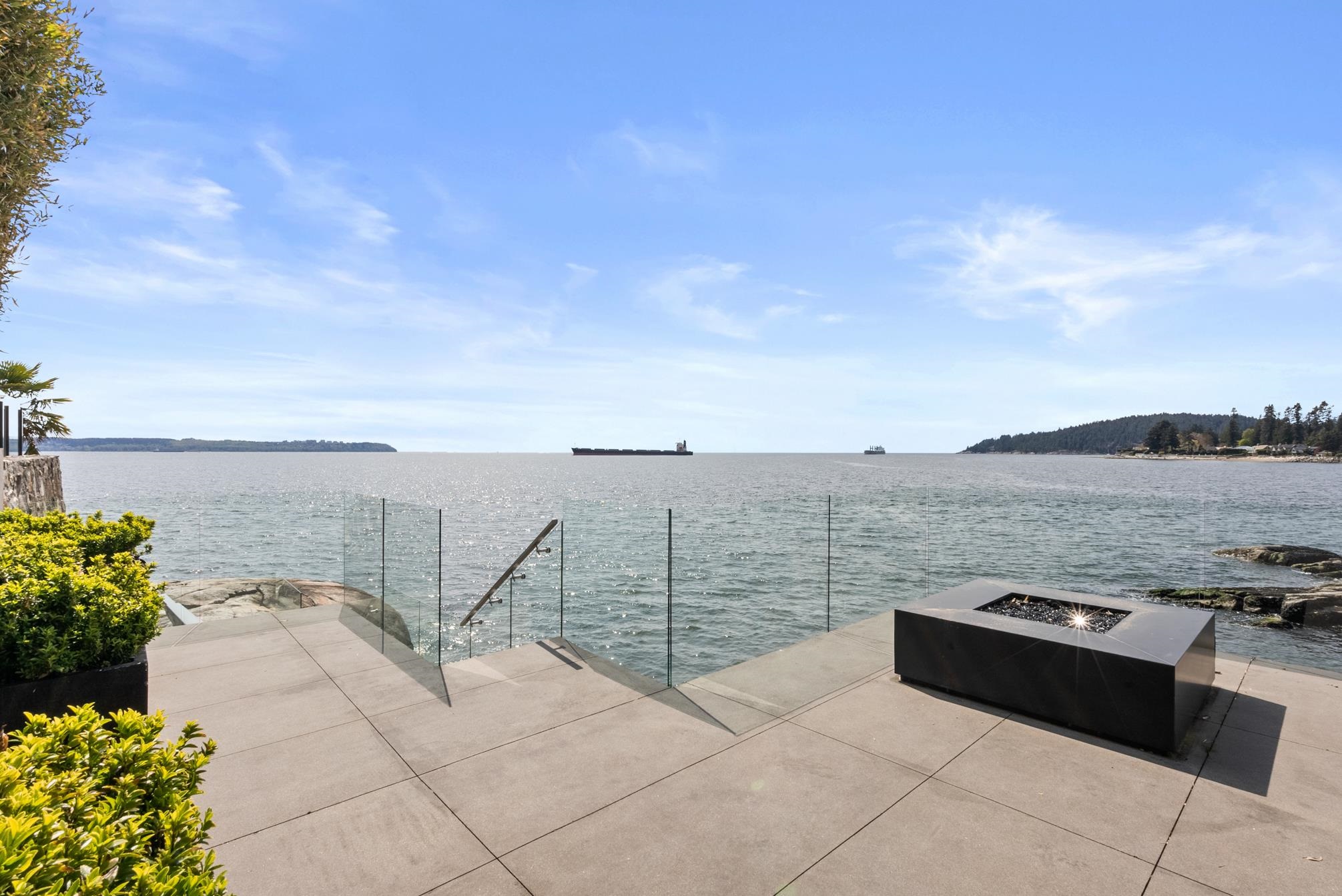  3906 Marine Drive - MLS&reg; # R3106810